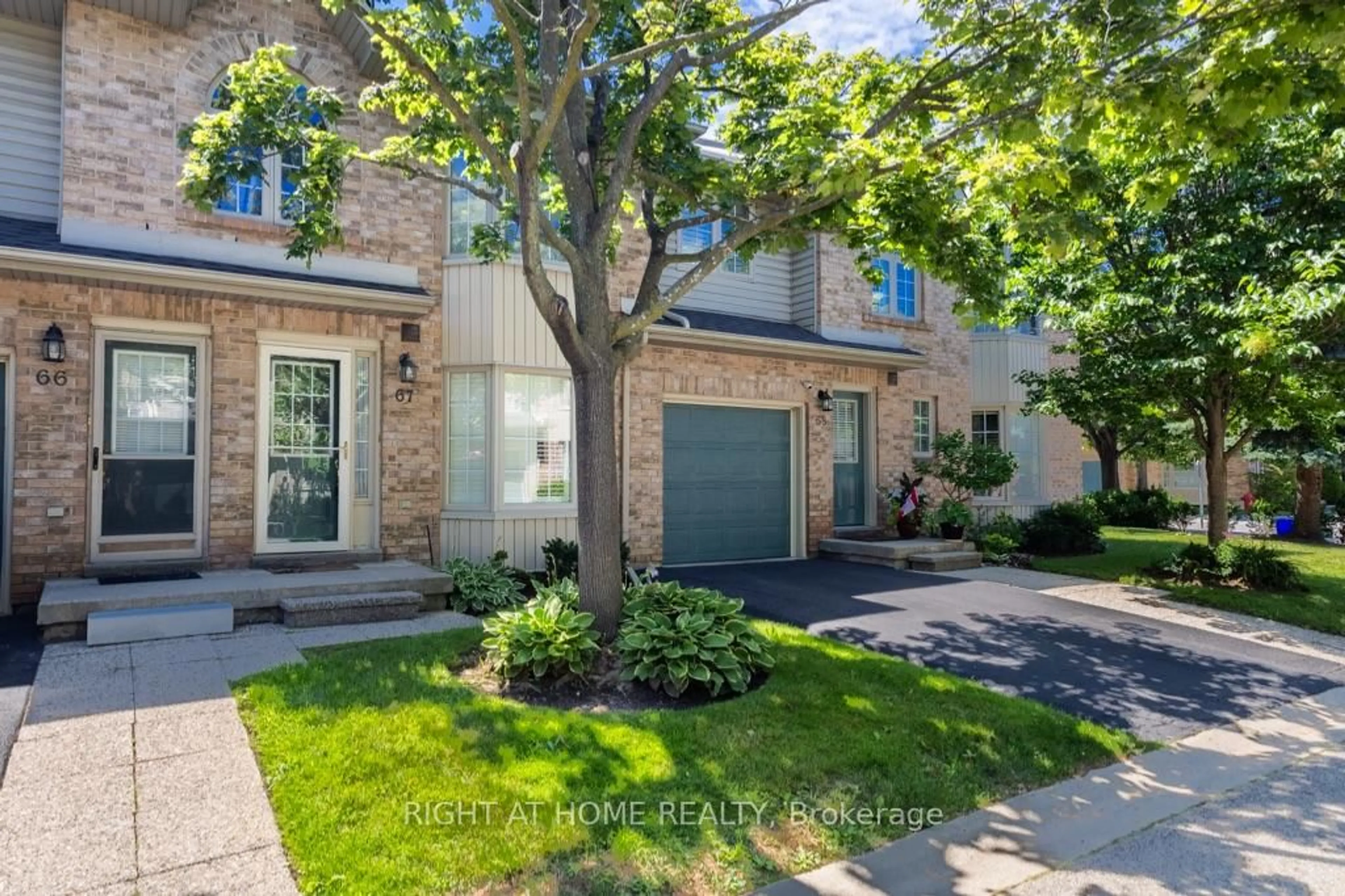 Unknown for 3333 New St #67, Burlington Ontario L7N 1N1