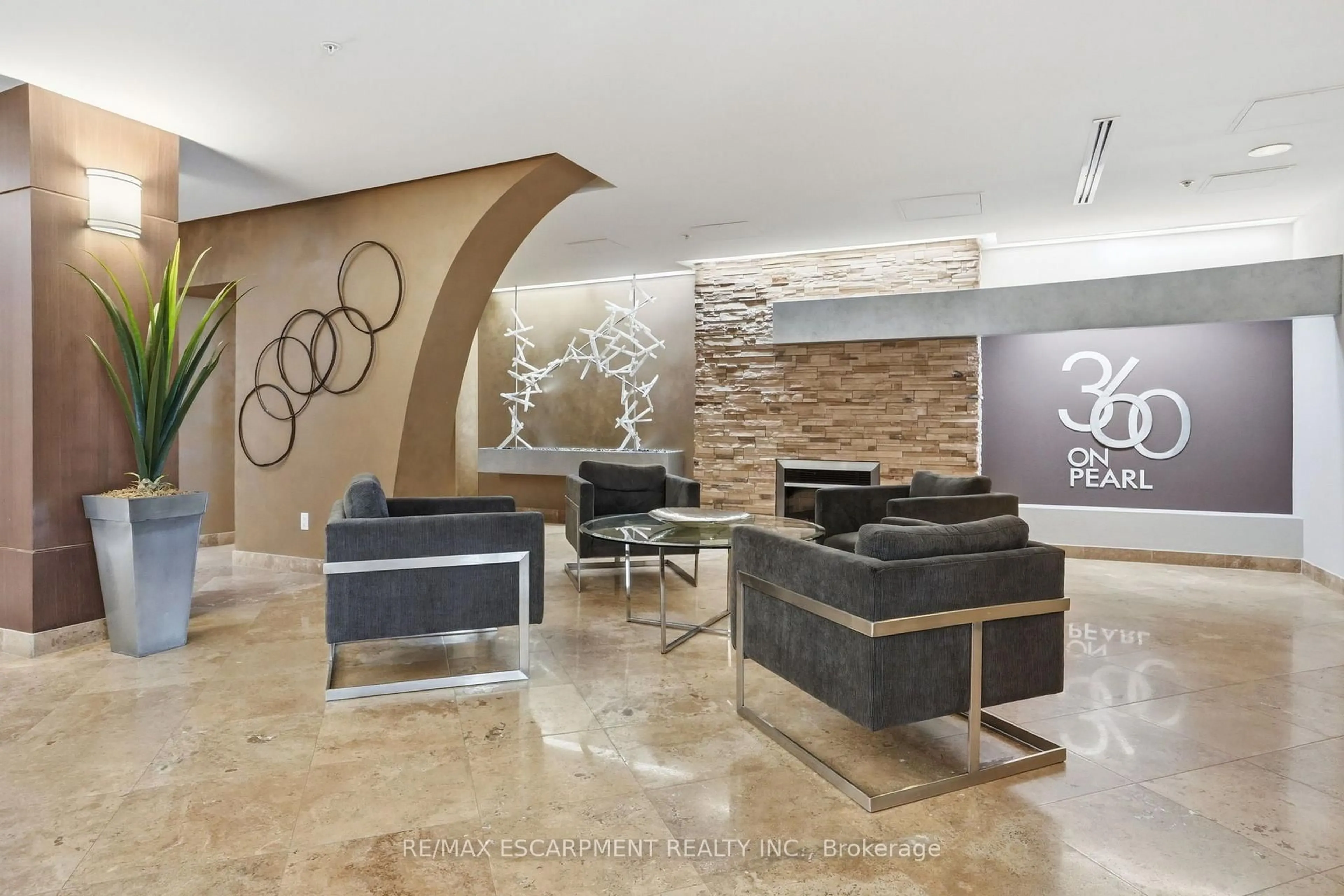 Lobby for 360 Pearl St #1302, Burlington Ontario L7R 1E1