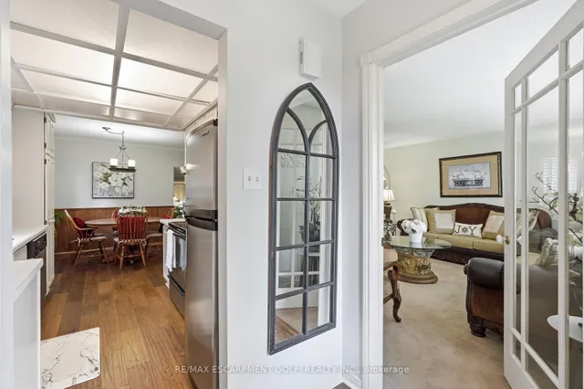 283 Parkway Dr, Milton 5