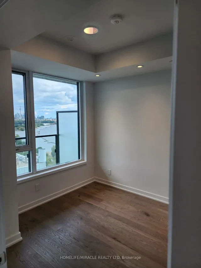 1926 Lakeshore Blvd #2805, Toronto 4