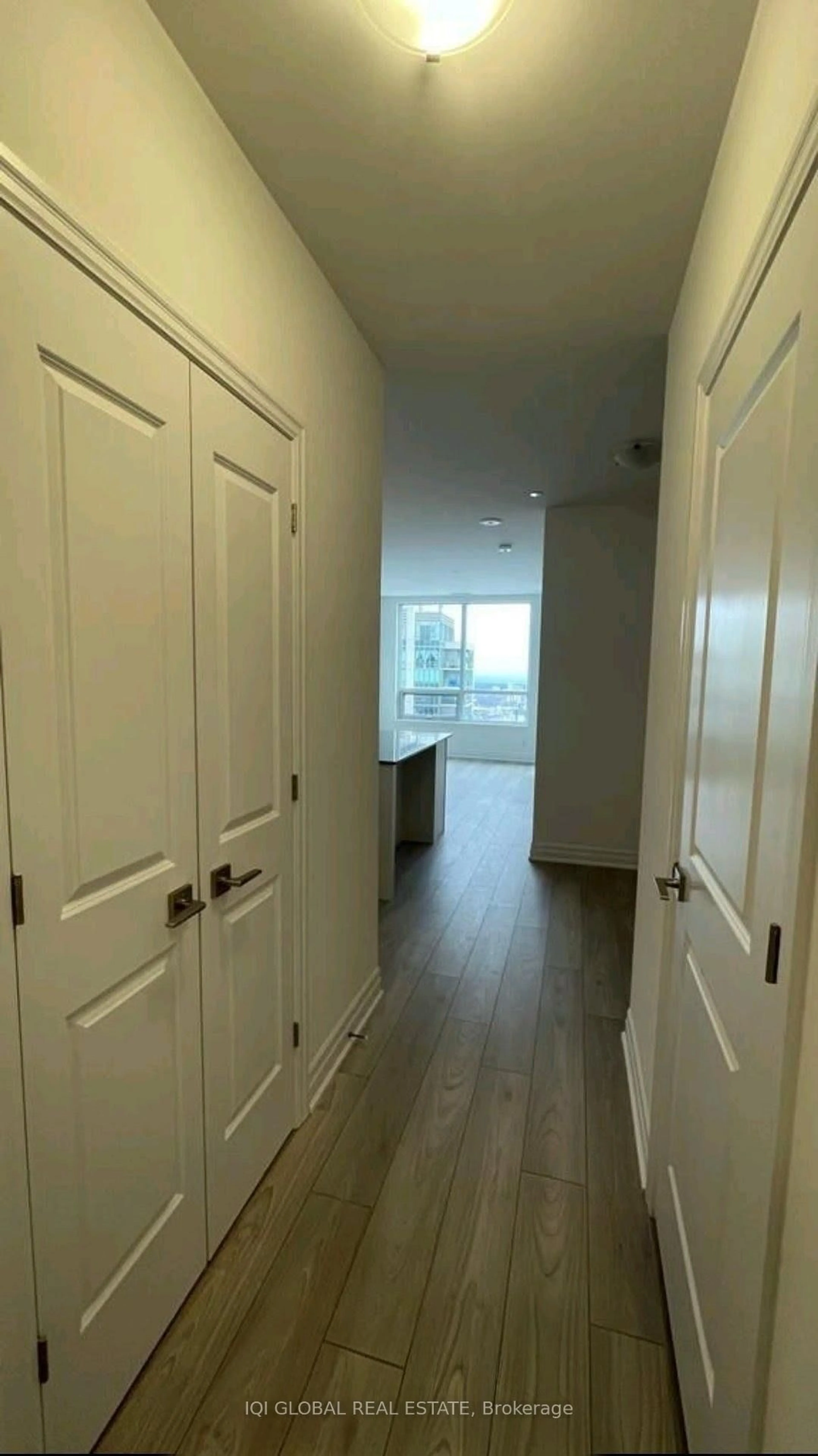 A pic of a room for 36 Elm Dr #3107, Mississauga Ontario L5B 0N3