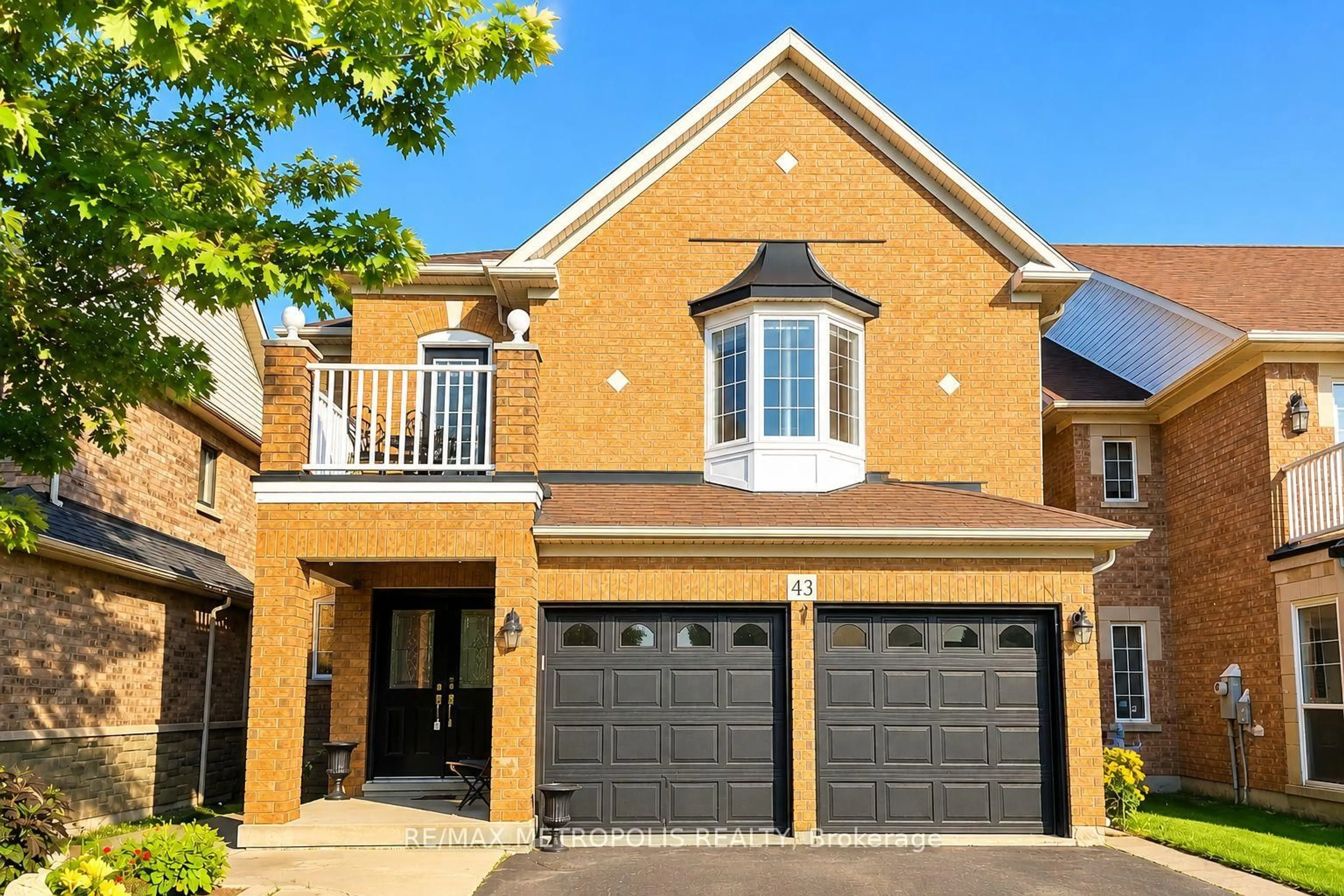Home with brick exterior material, street for 43 El Camino Way, Brampton Ontario L7A 3C4