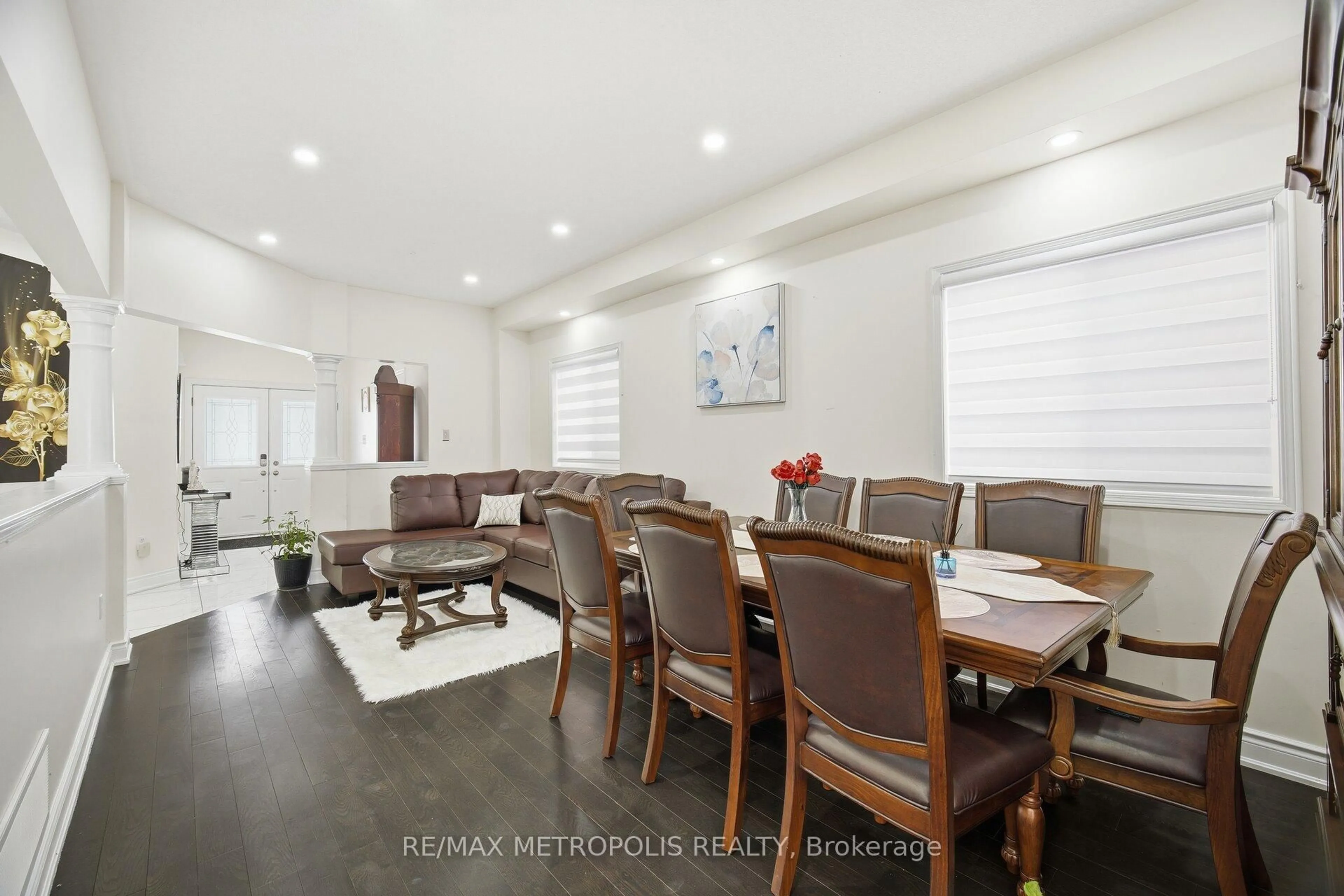 Dining room, unknown for 43 El Camino Way, Brampton Ontario L7A 3C4