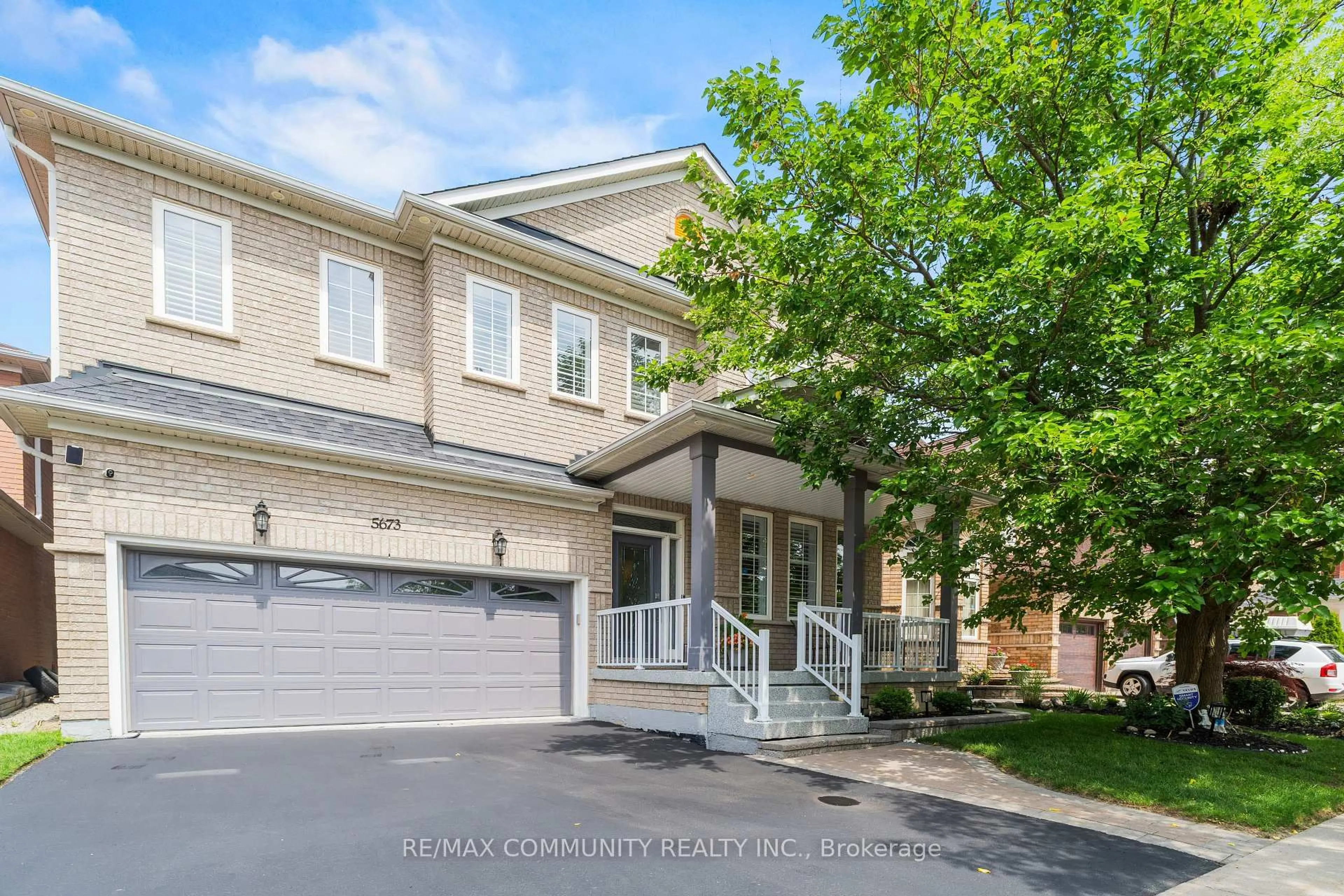 Unknown for 5673 Pegasus St, Mississauga Ontario L5M 7G2