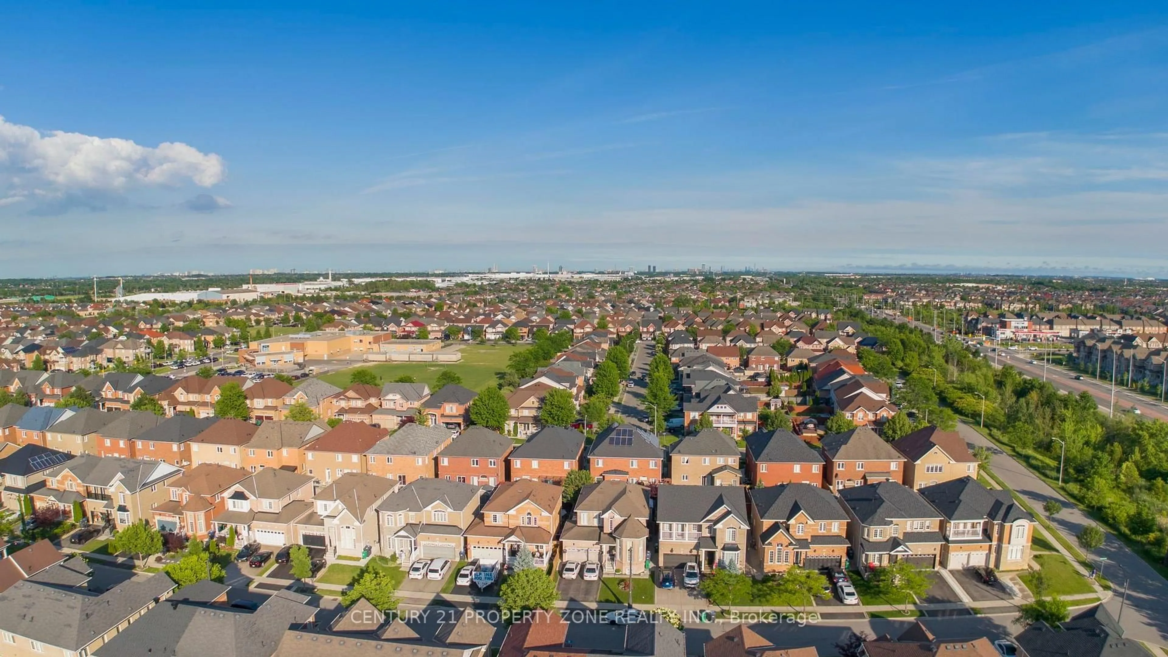 A pic from outside/outdoor area/front of a property/back of a property/a pic from drone, city buildings view from balcony for 38 Callalily Rd, Brampton Ontario L7A 0M2
