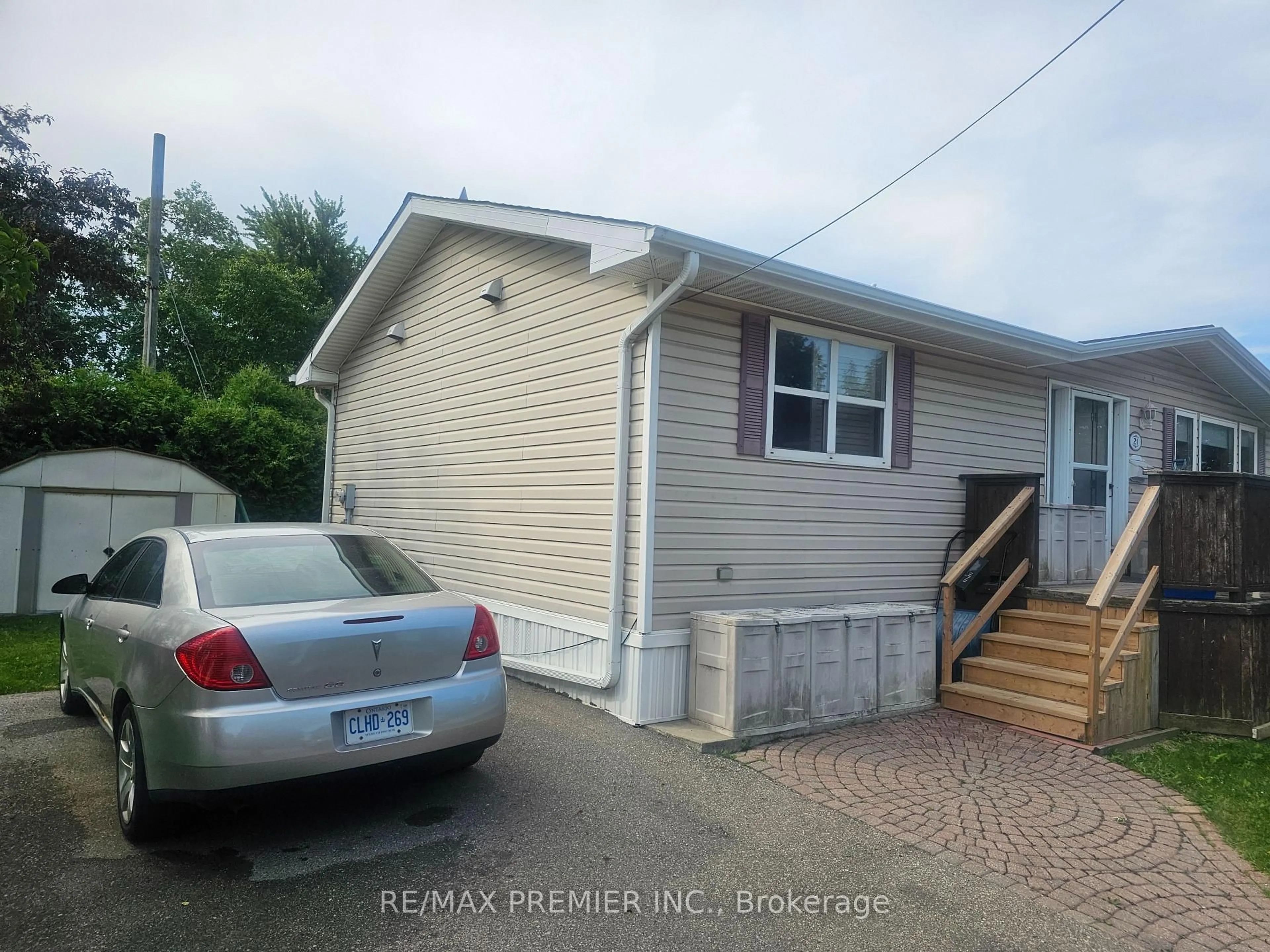 Unknown for 1749 Dundas St #21-5, Mississauga Ontario L4X 2R6