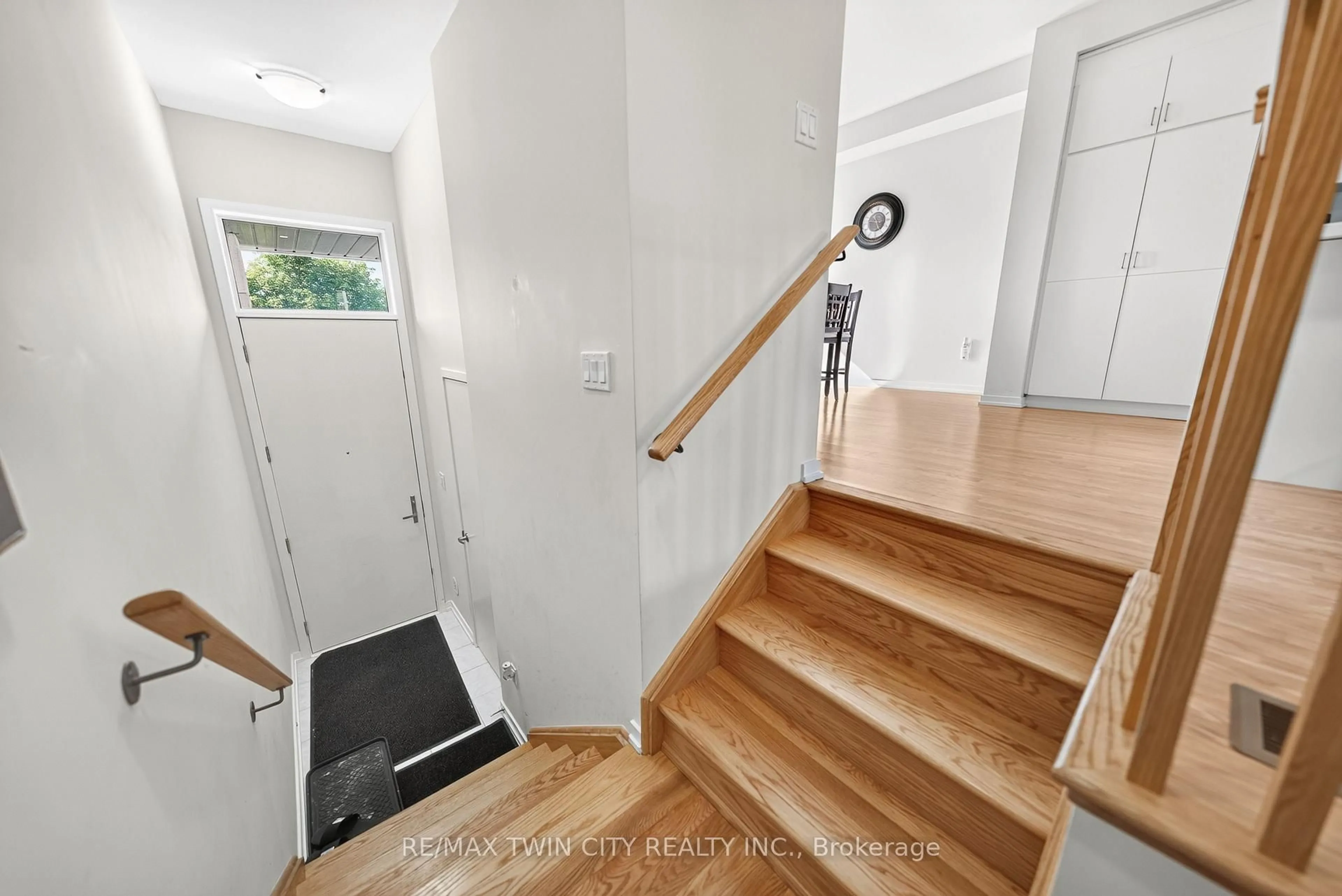 Unknown for 49 Lambert Lane, Caledon Ontario L7E 4M4