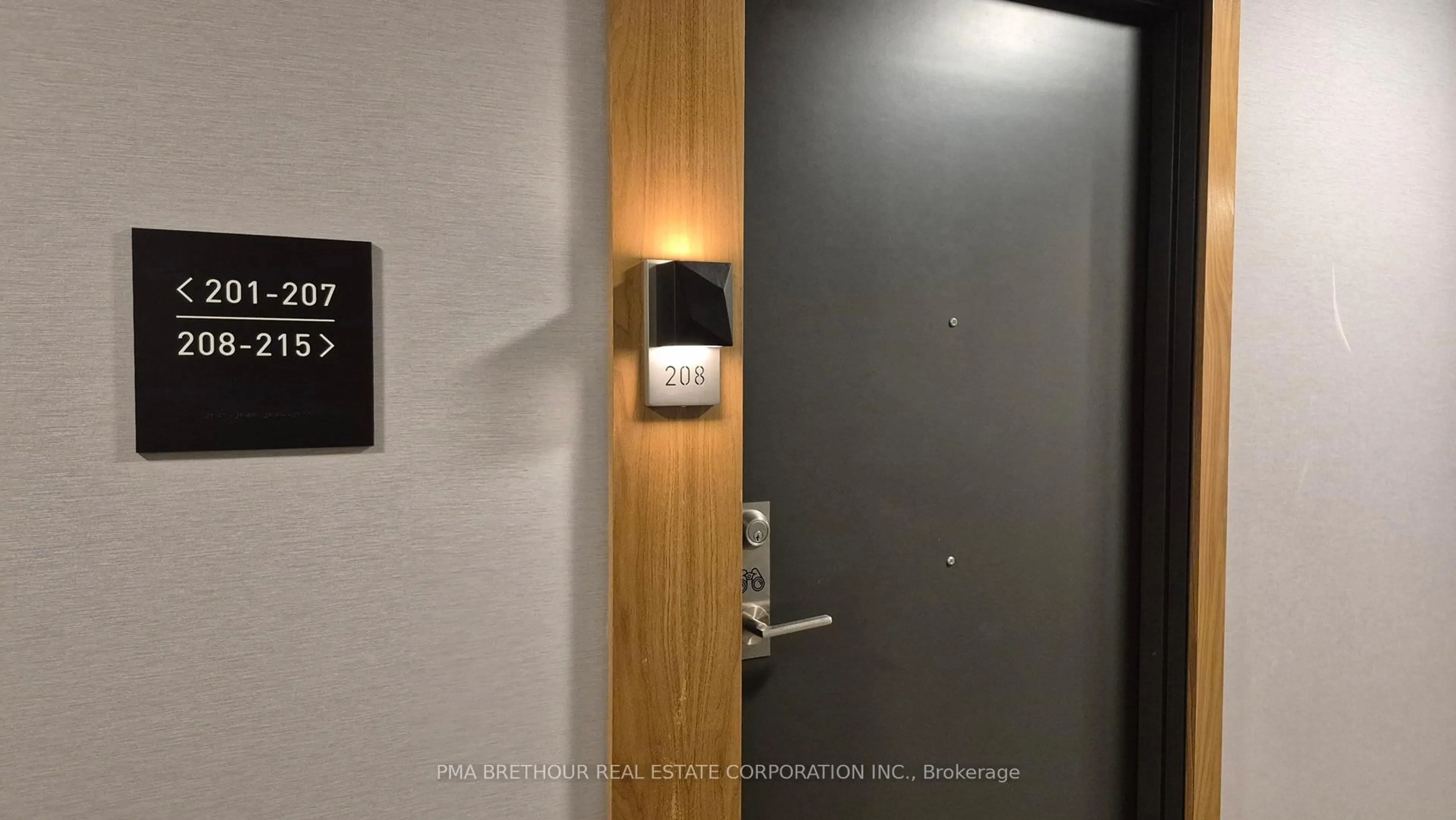 Unknown for 25 Neighbourhood Lane #208, Toronto Ontario M8Y 0C4