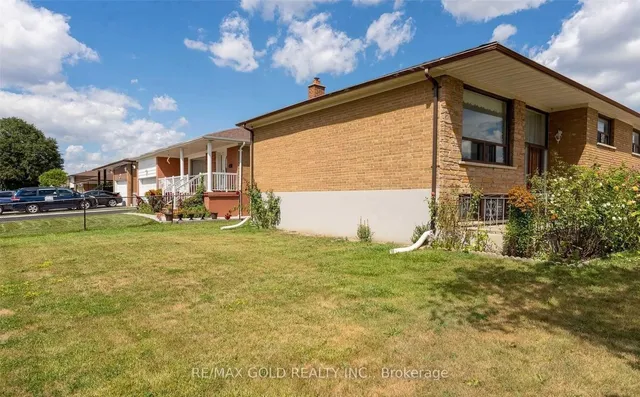 7305 Redstone Rd, Mississauga 5