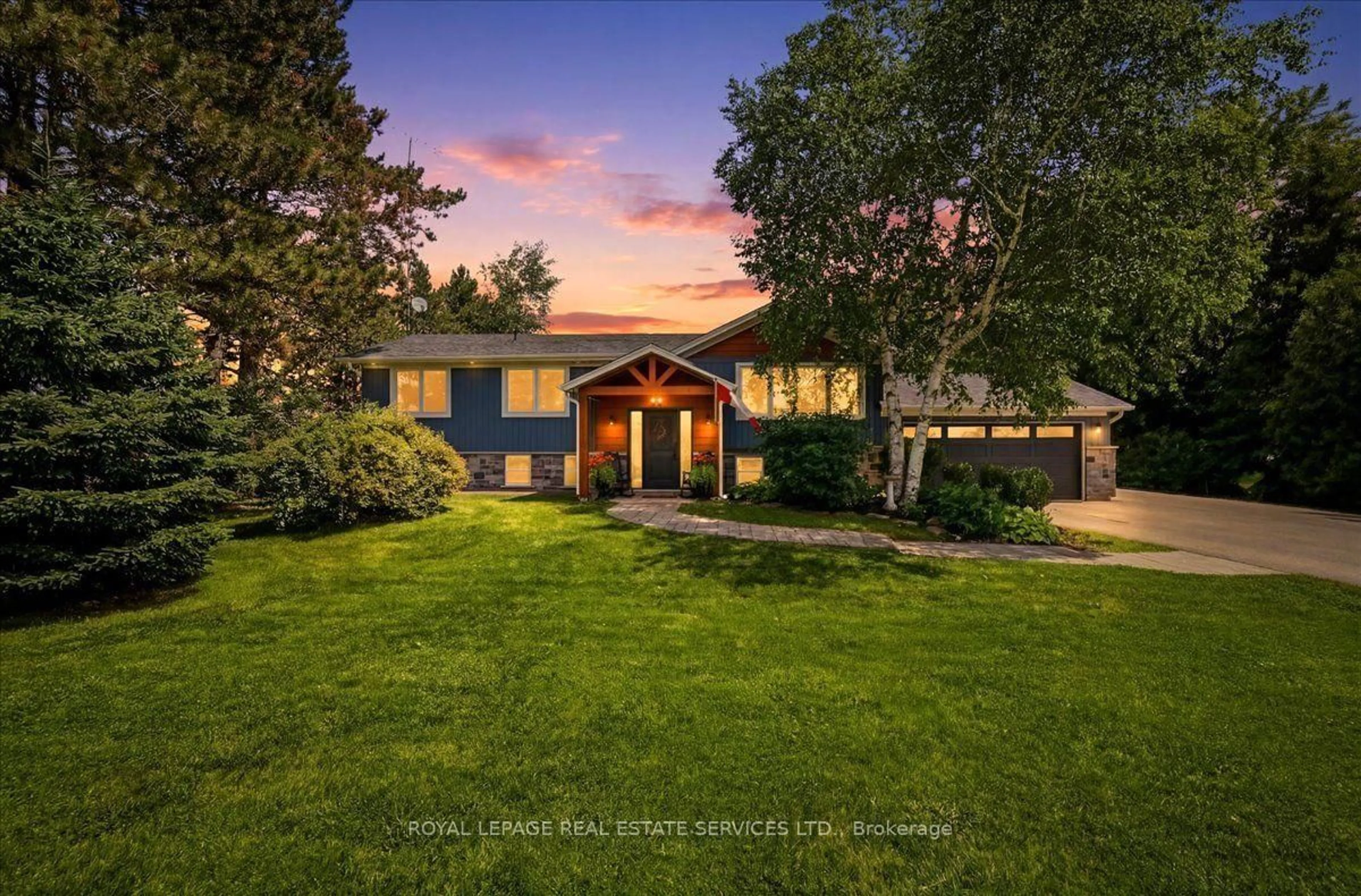 A pic from outside/outdoor area/front of a property/back of a property/a pic from drone, unknown for 10767 Third Line, Halton Hills Ontario L9T 2X9
