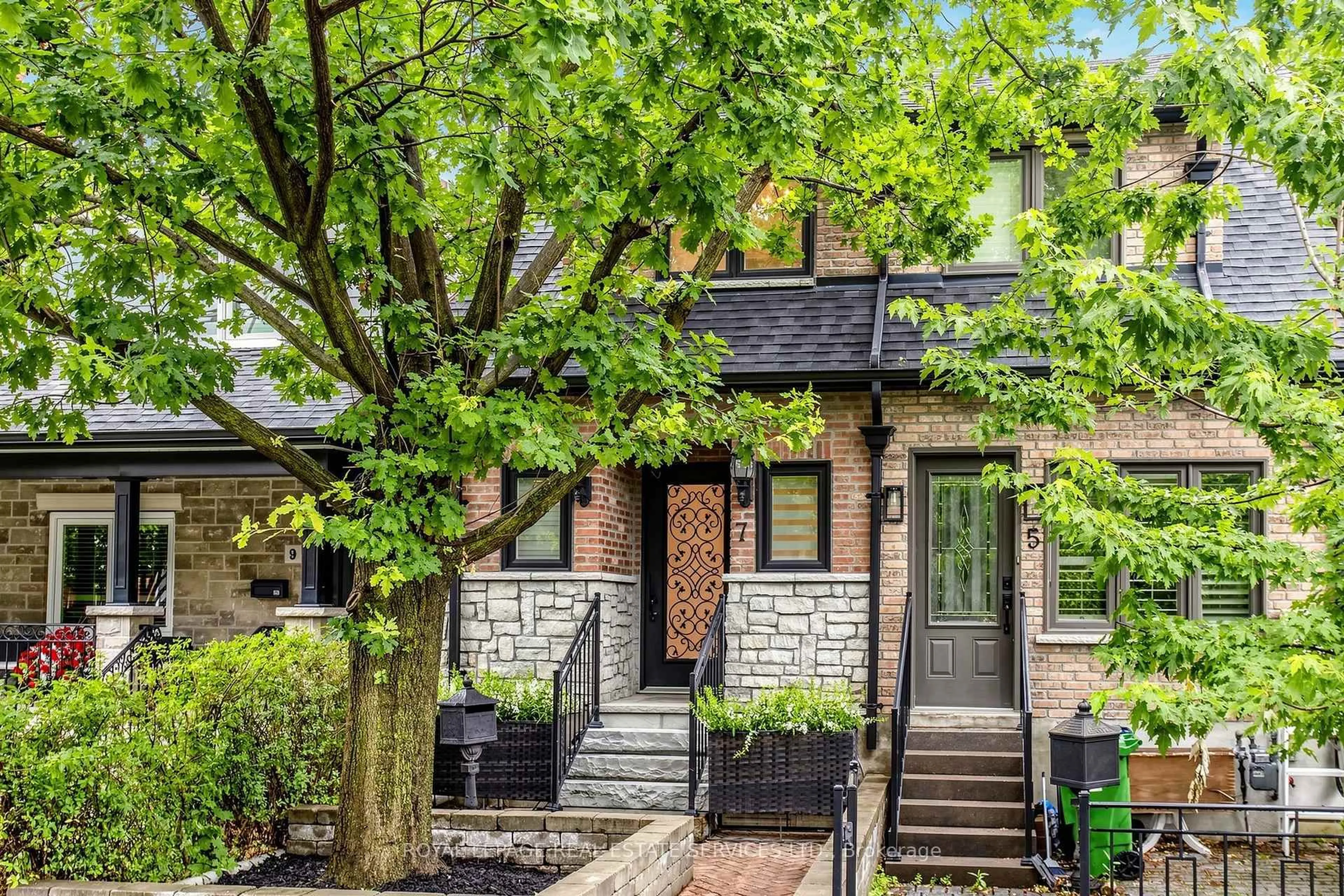Home with brick exterior material, street for 7 Sellers Ave, Toronto Ontario M6E 3T4