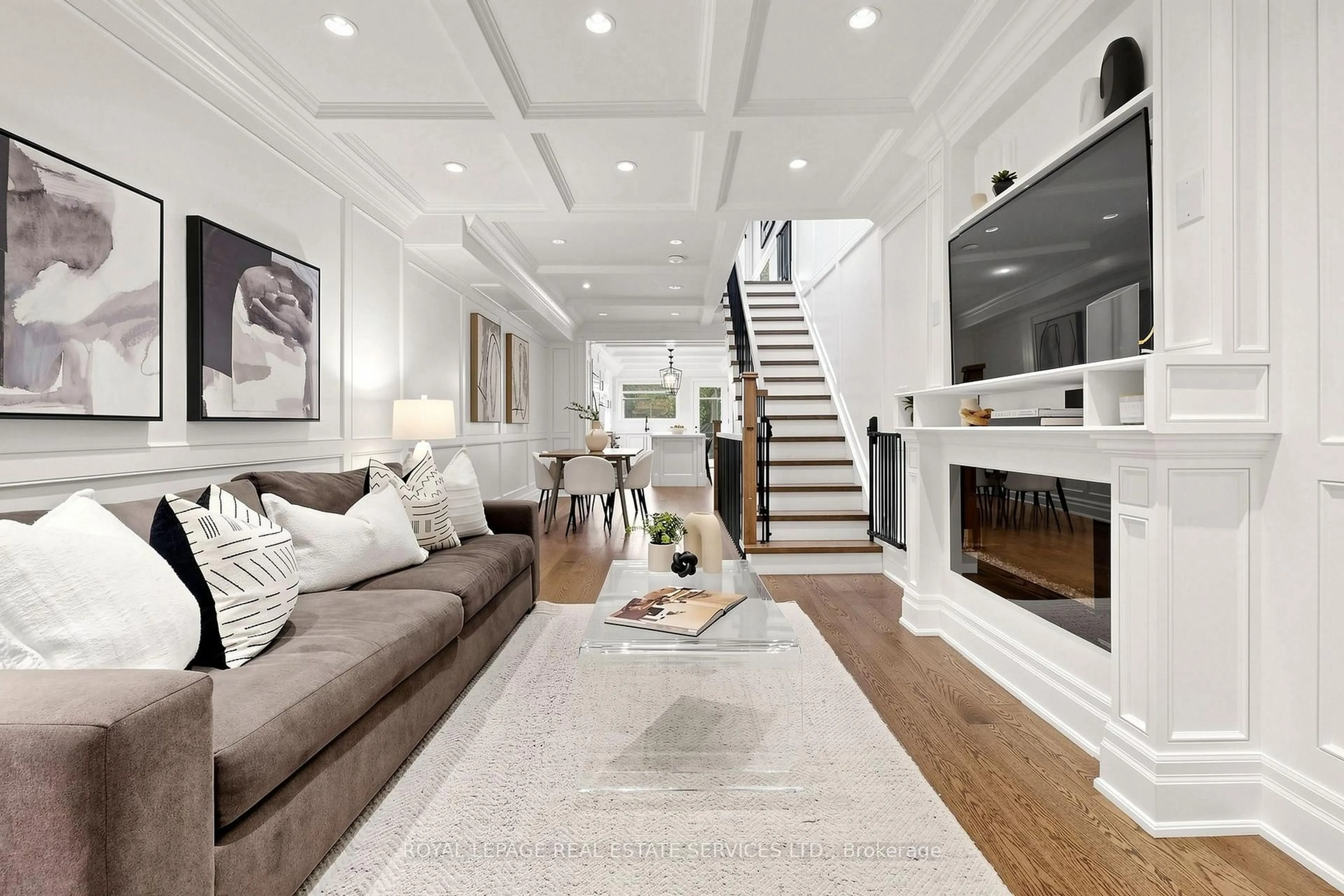 Living room with furniture, unknown for 7 Sellers Ave, Toronto Ontario M6E 3T4