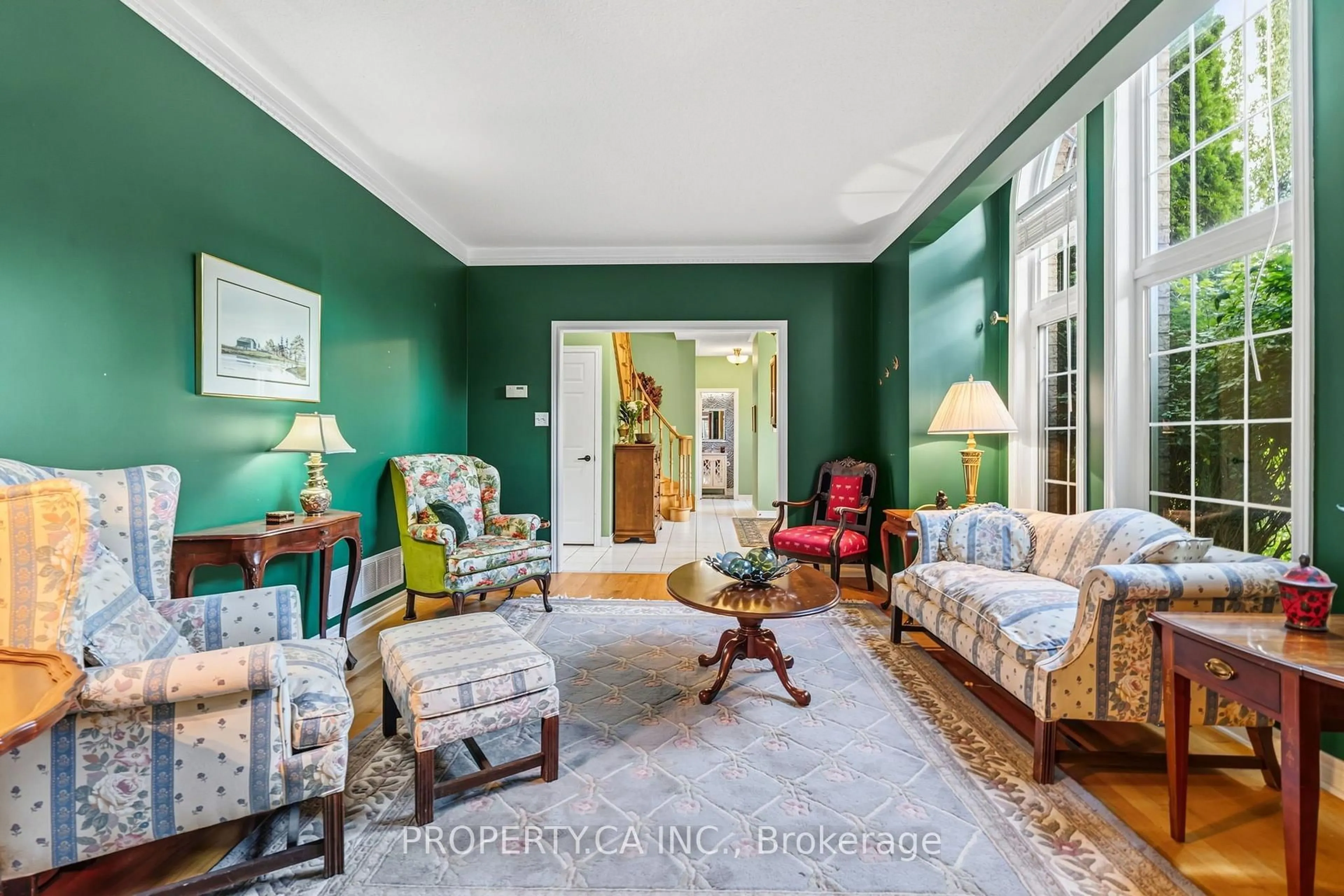 Living room with furniture, unknown for 19 Jean St, Caledon Ontario L7C 1P7