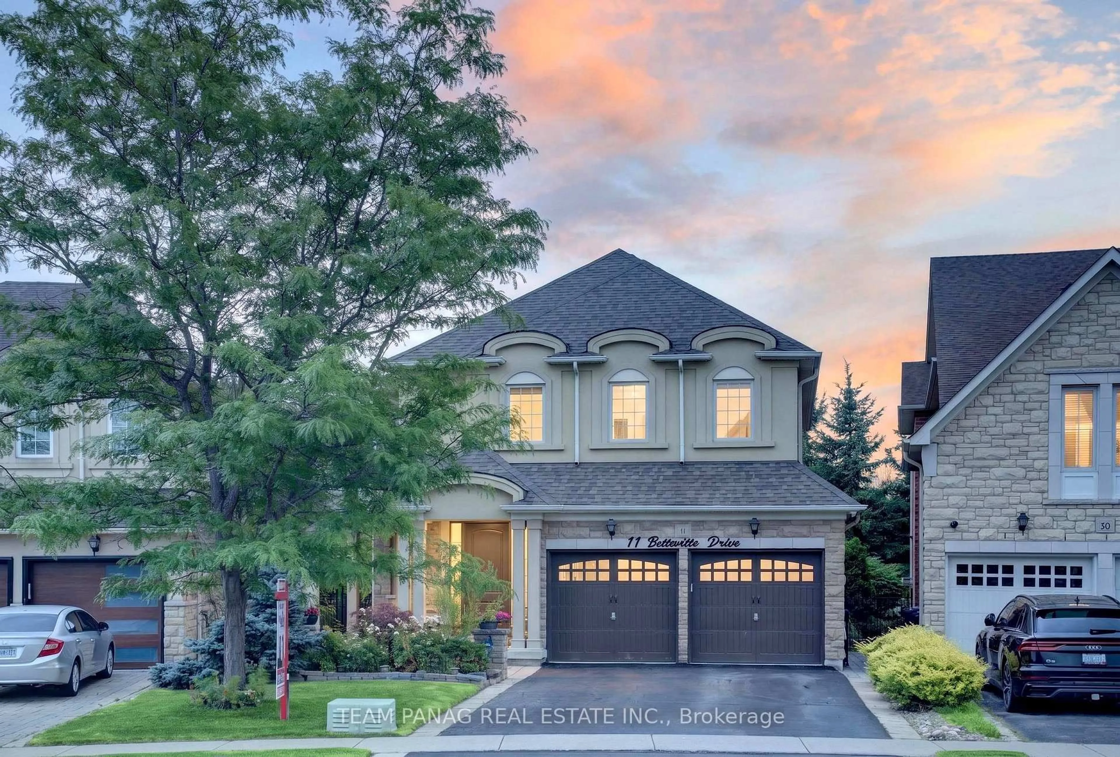 Home with brick exterior material, street for 11 Belleville Dr, Brampton Ontario L6P 1V7