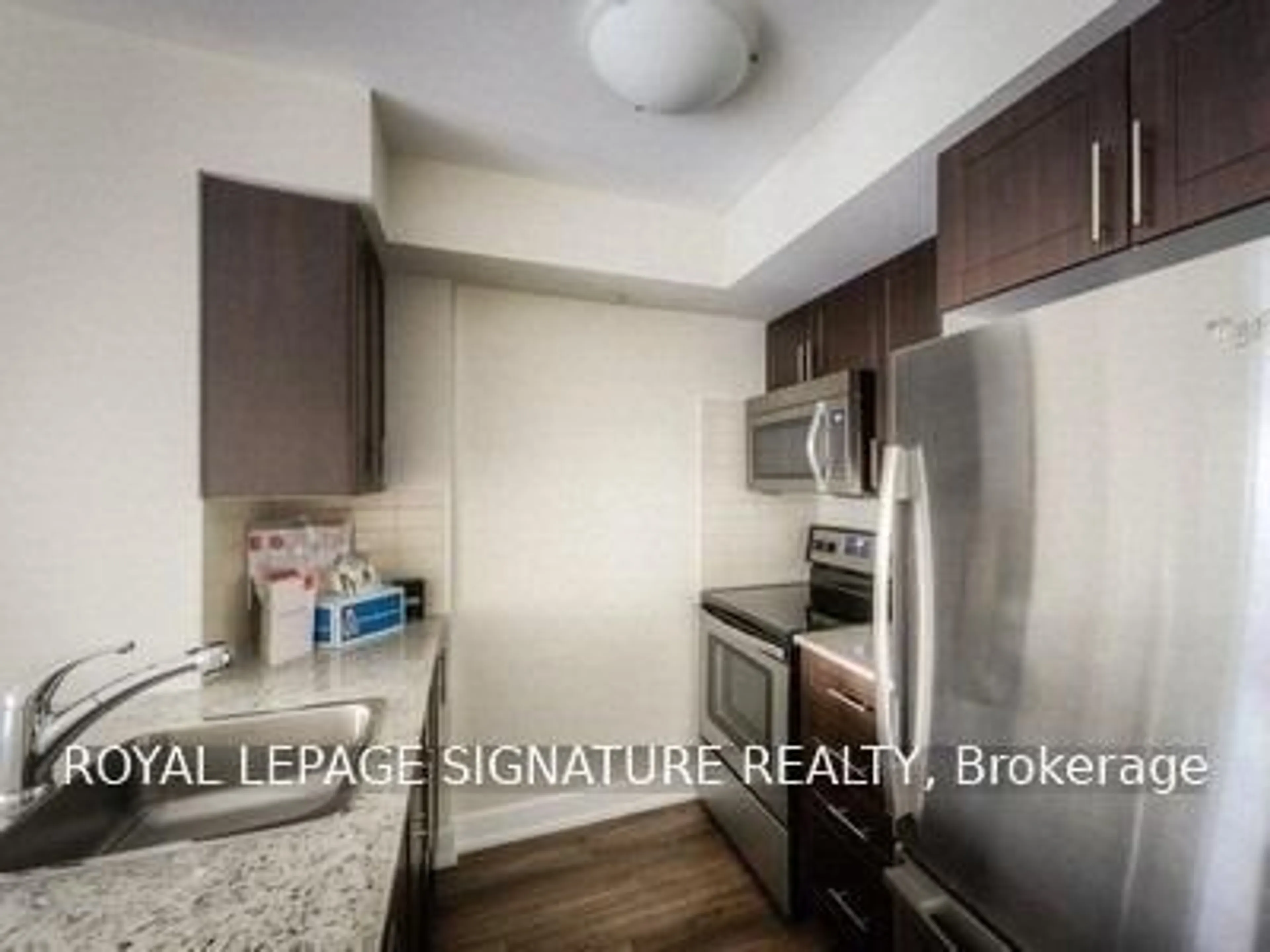 Unknown for 2 Eva Rd #821, Toronto Ontario M9C 0A9