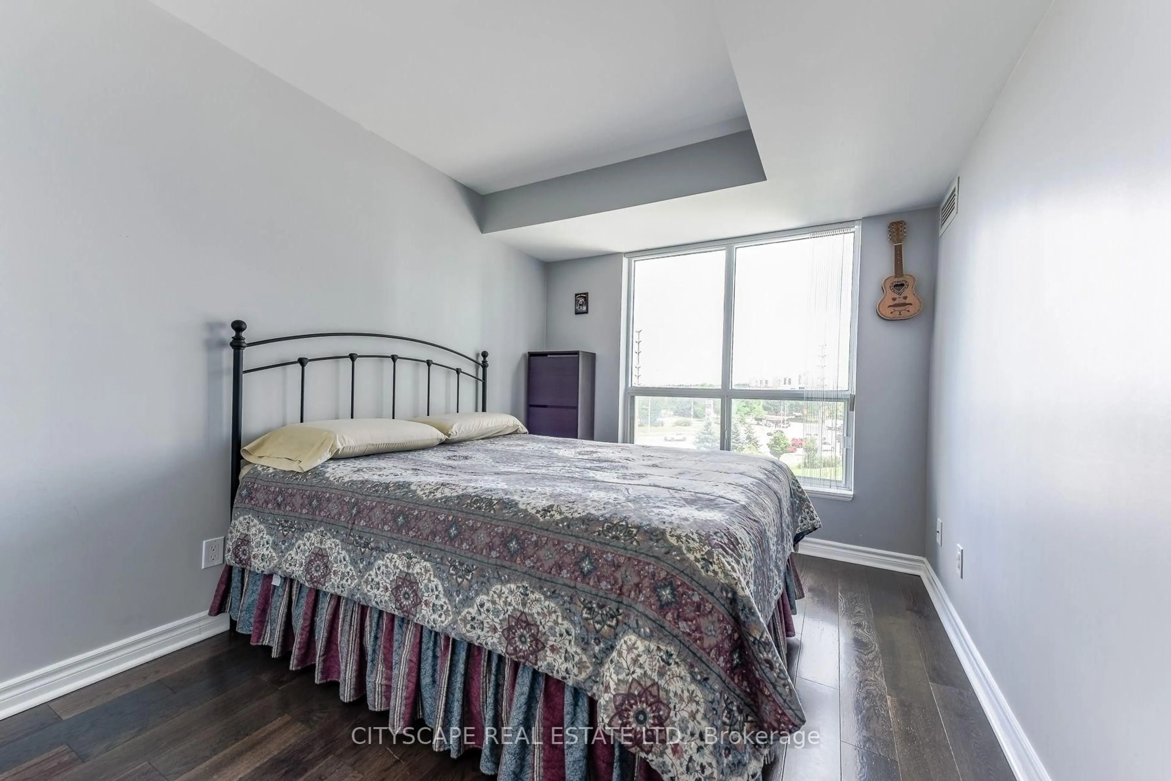 Bedroom with bed, unknown for 4850 Glen Erin Dr #404, Mississauga Ontario L5M 7S1