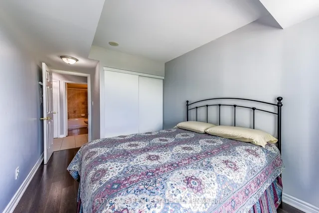 4850 Glen Erin Dr #404, Mississauga 5