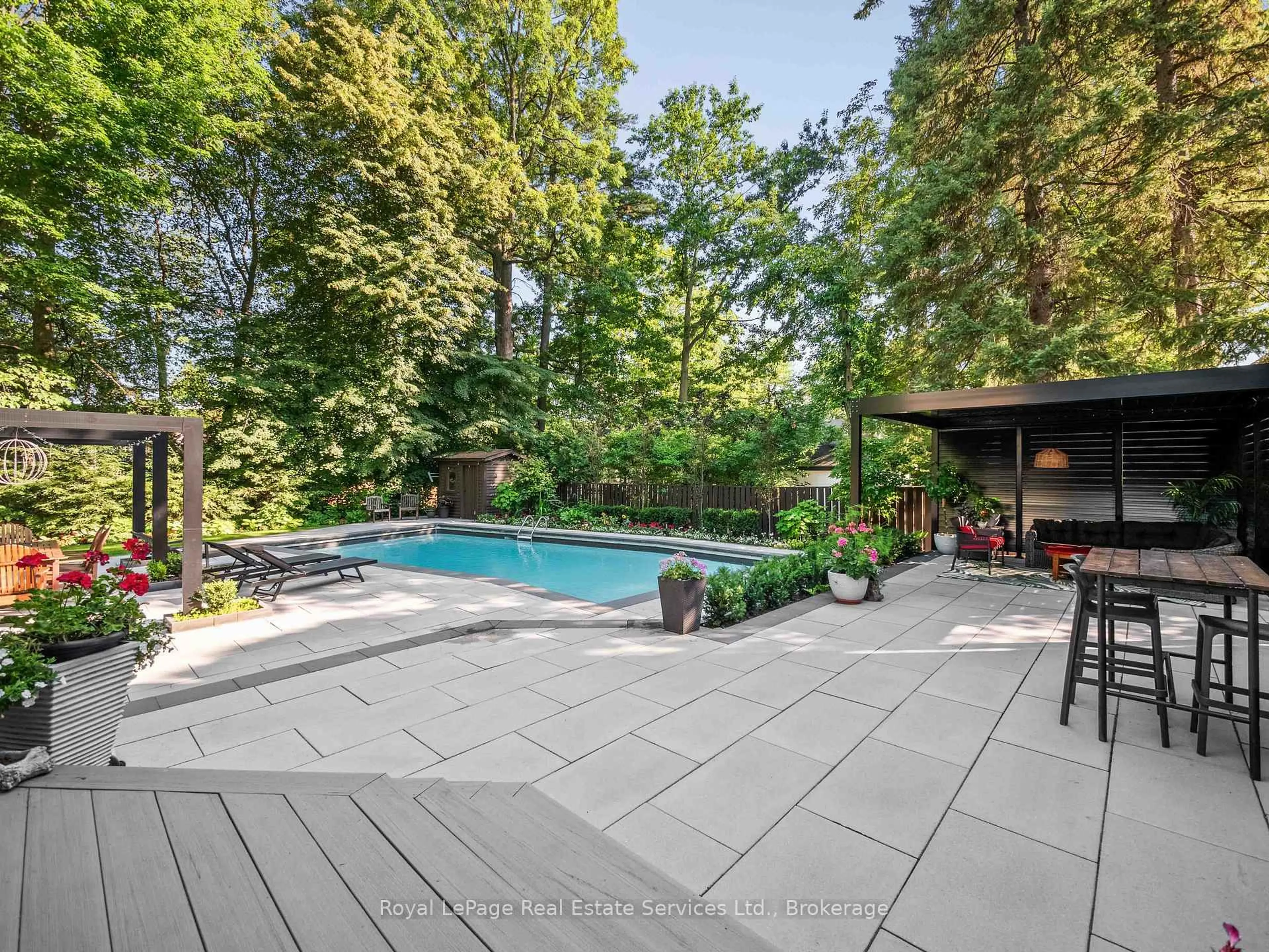Patio, forest/trees view for 1179 Carey Rd, Oakville Ontario L6J 2E3