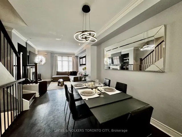 77 Ruby Lang Lane, Toronto 5
