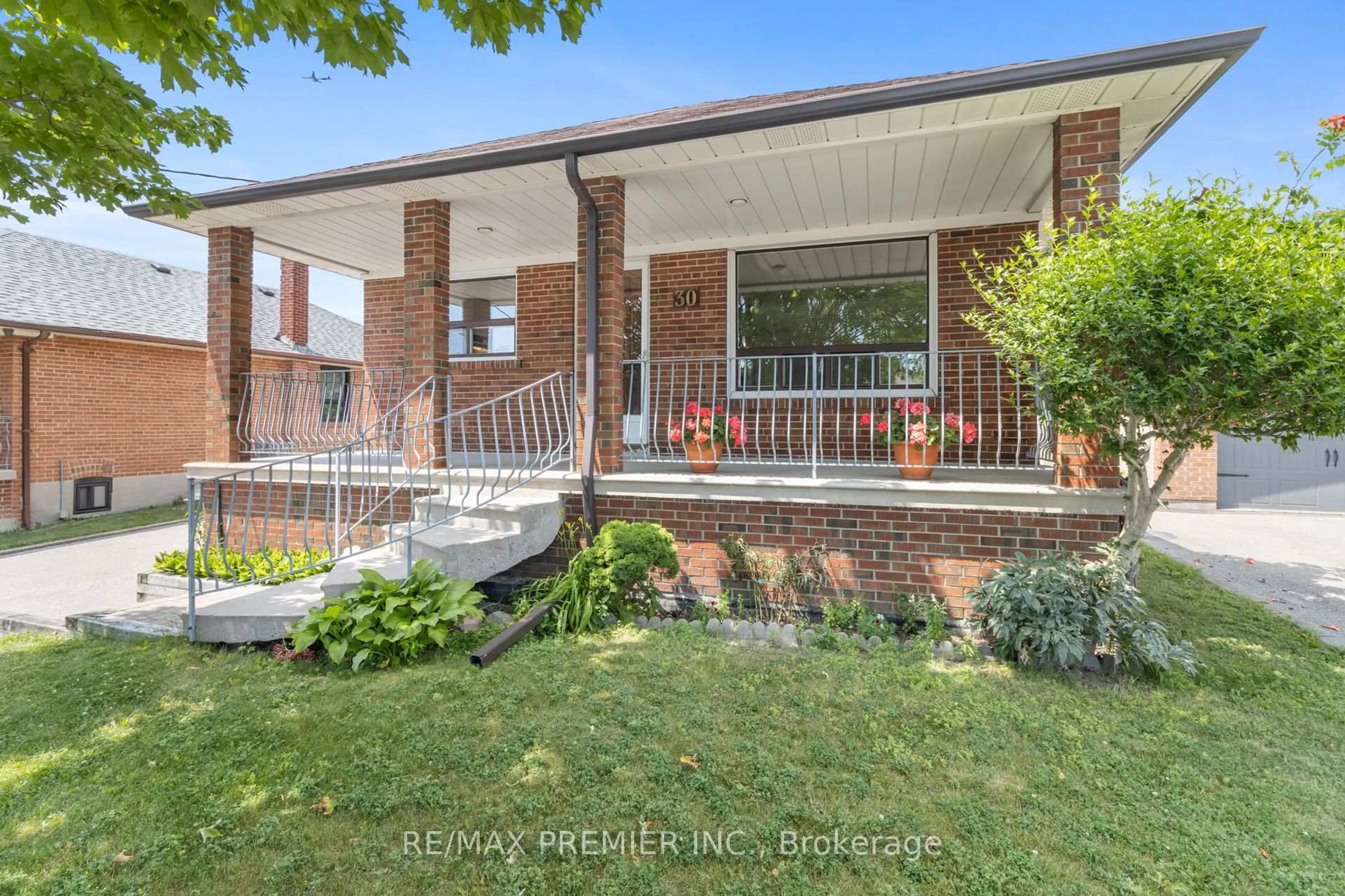 Home with brick exterior material, street for 30 Forthbridge Cres, Toronto Ontario M3M 2A1