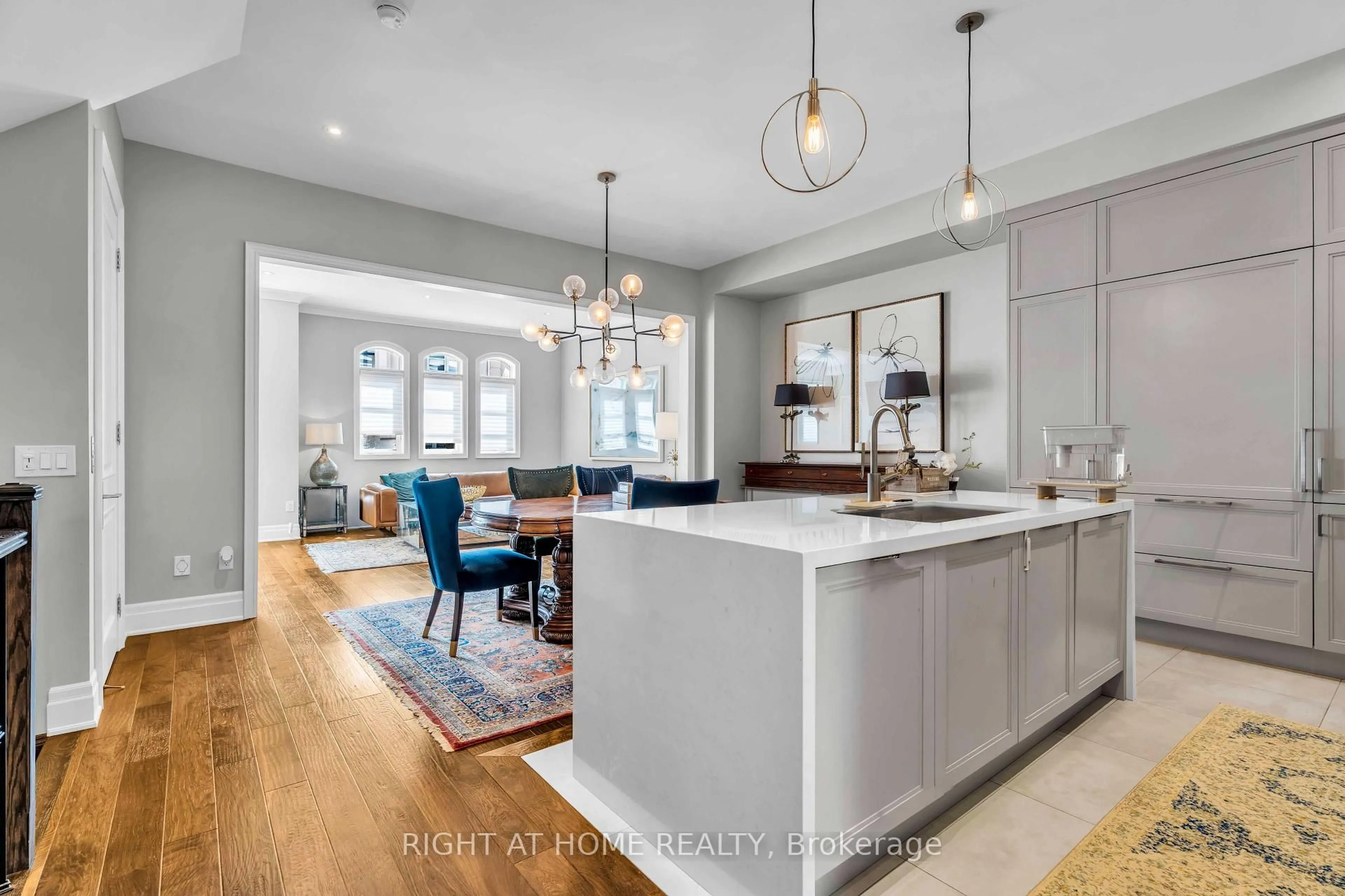 Open concept kitchen, unknown for 184 Dorval Dr, Oakville Ontario L6K 0H3