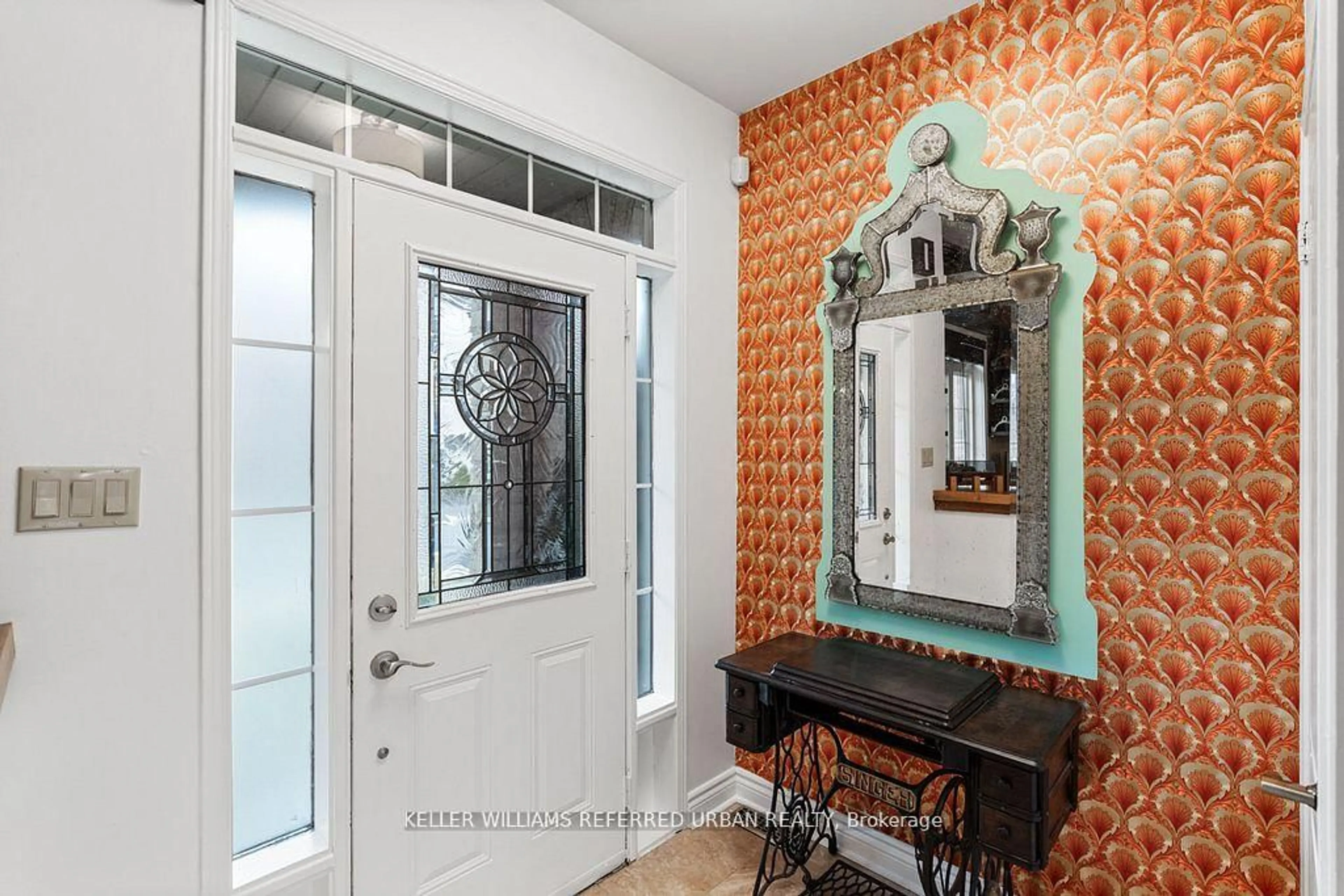 Indoor entryway for 26 Abraham Welsh Rd, Toronto Ontario M9M 0B7