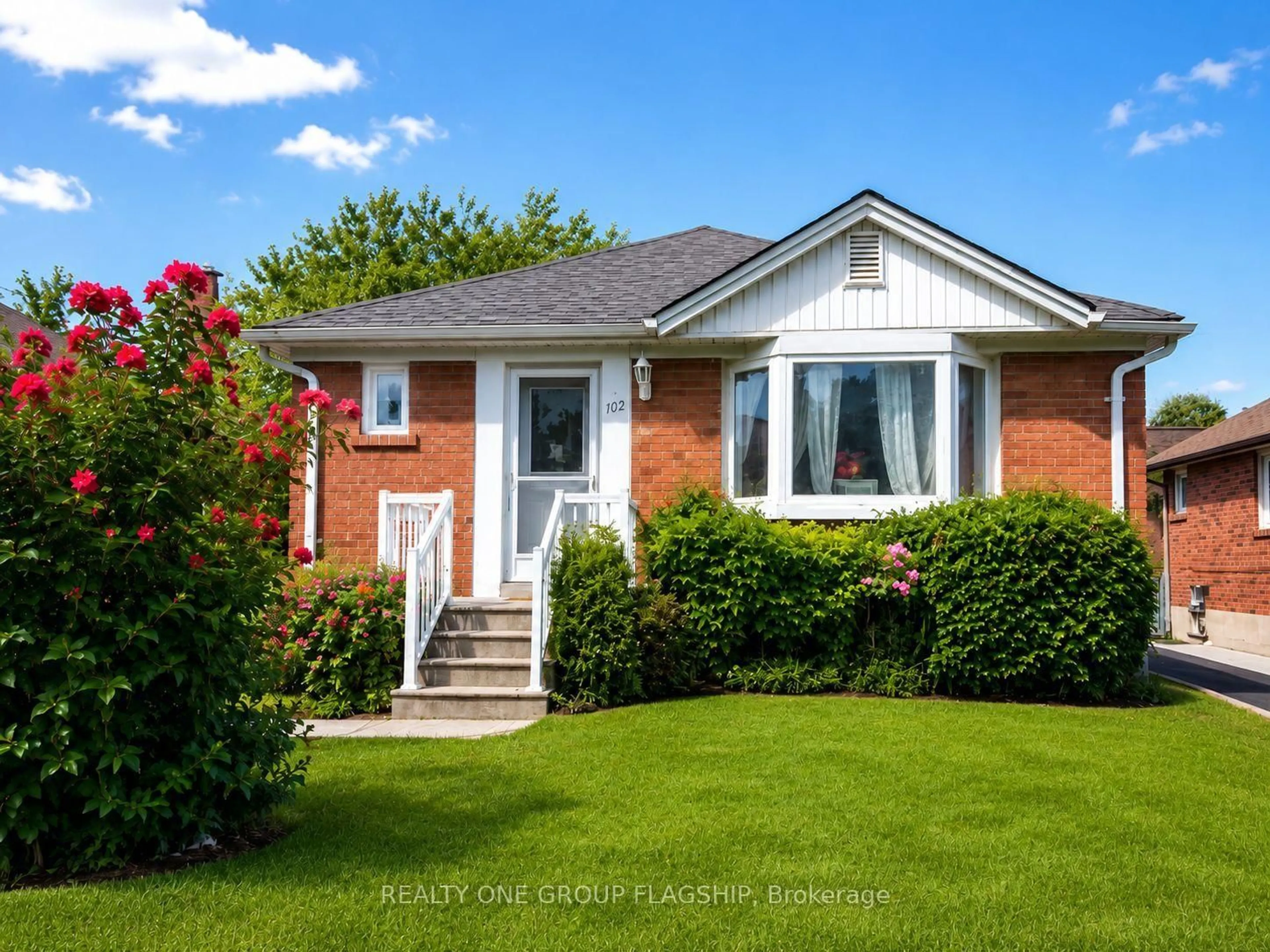 Home with brick exterior material, street for 102 Edgecroft Rd, Toronto Ontario M8Z 2C3