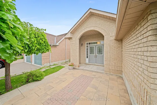 11 Larkmead Pl, Brampton 3