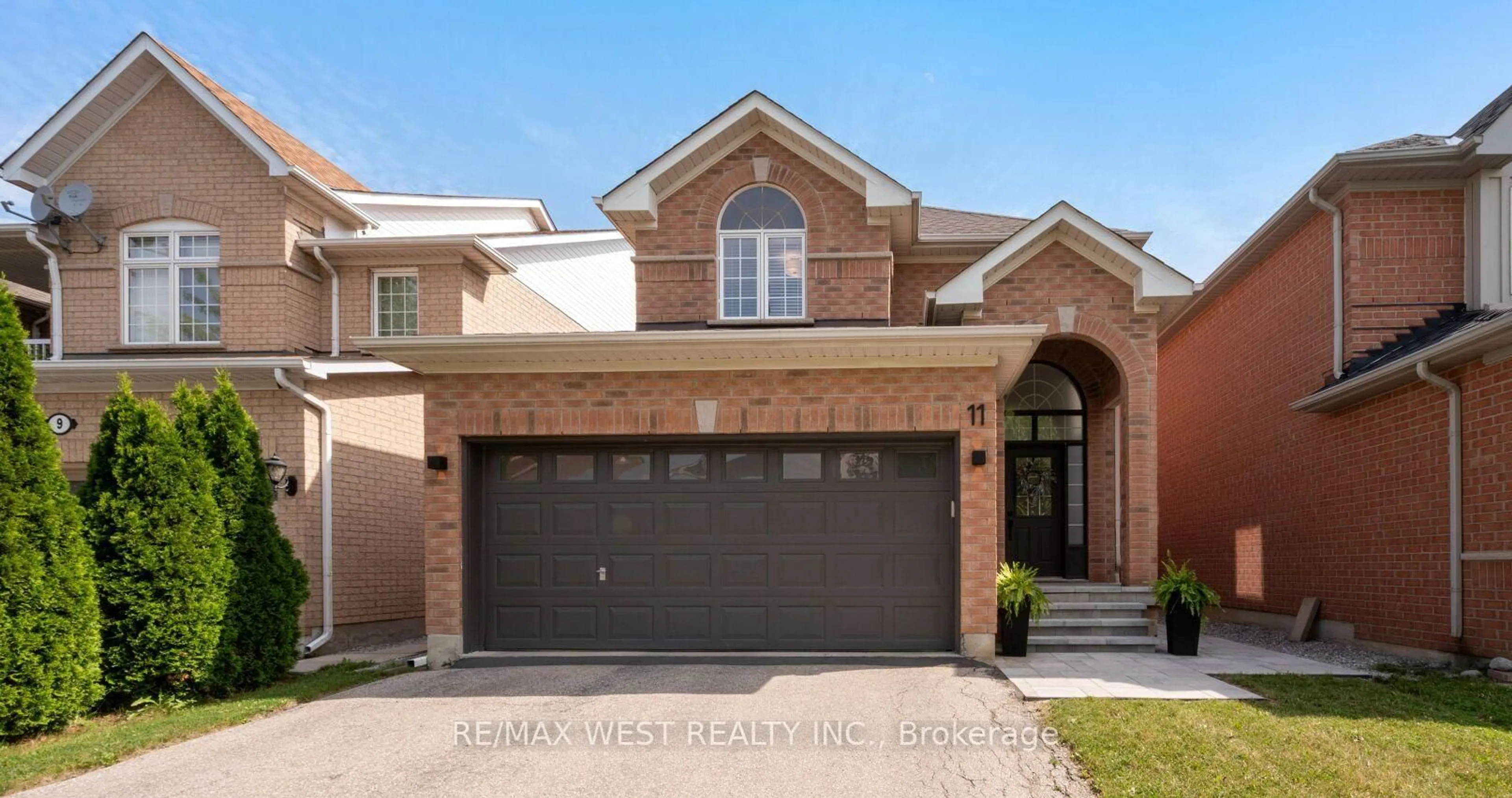 Home with brick exterior material, street for 11 Beehive Dr, Caledon Ontario L7E 2V4