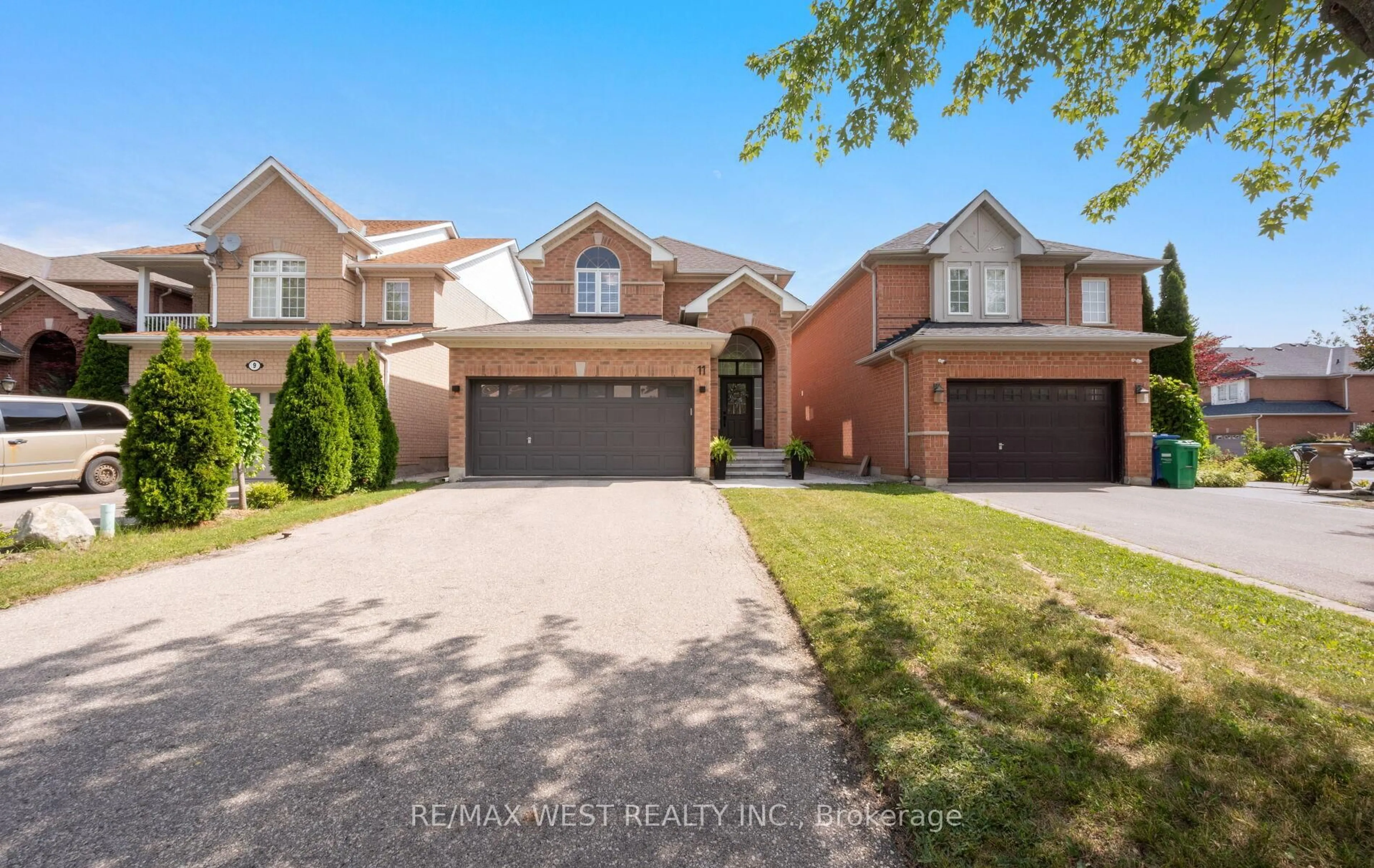 Home with brick exterior material, street for 11 Beehive Dr, Caledon Ontario L7E 2V4