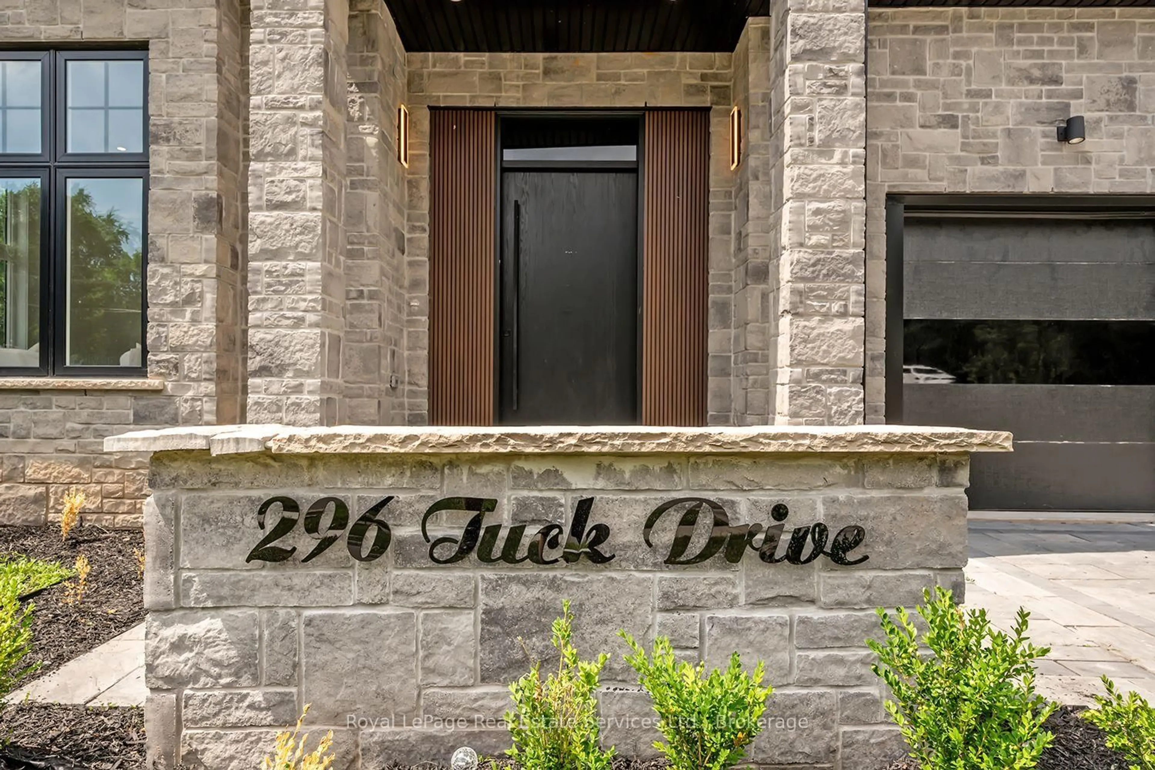 Home with brick exterior material, unknown for 296 Tuck Dr, Burlington Ontario L7L 2R1