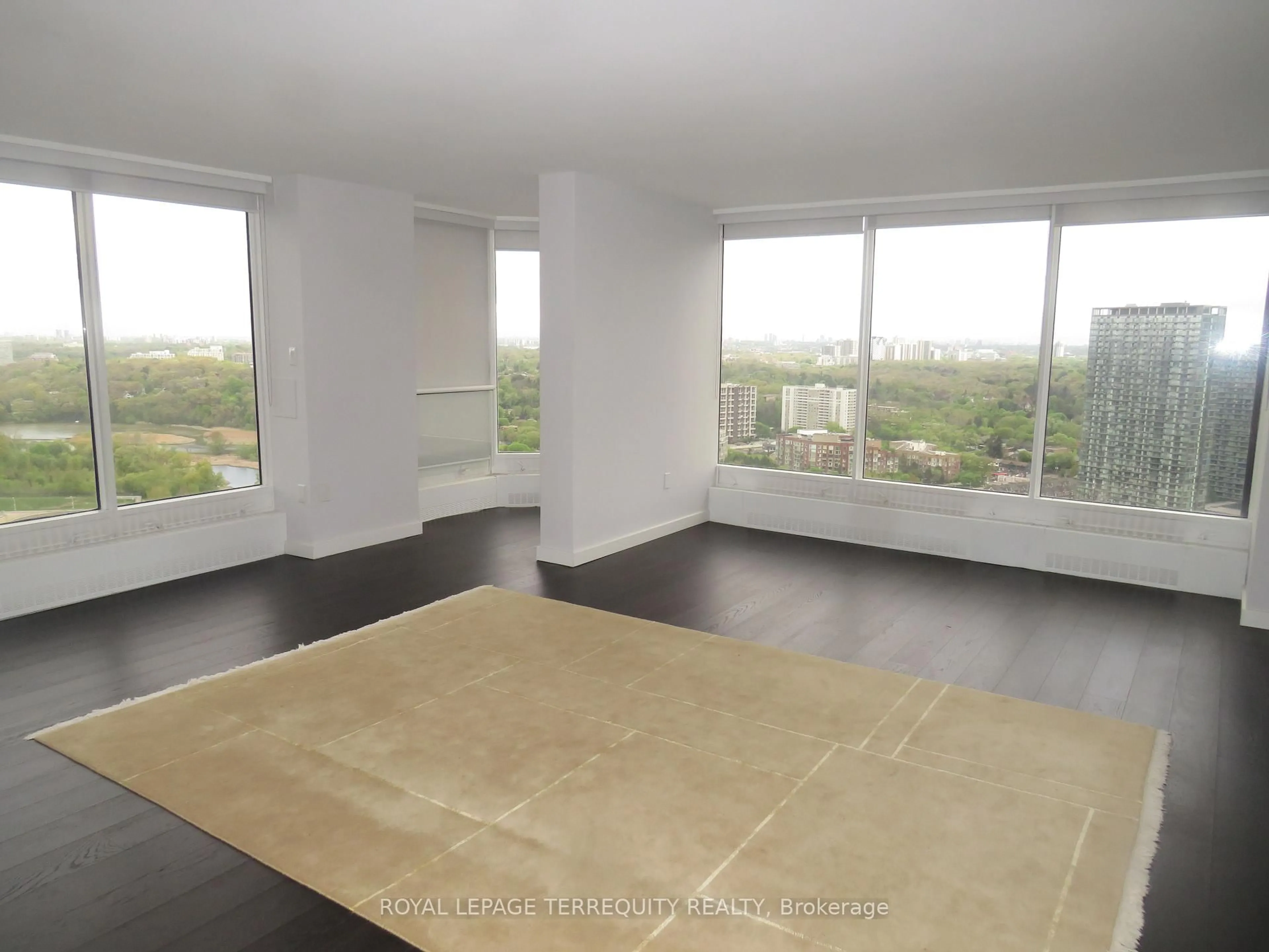 A pic of a room for 2045 Lake Shore Blvd #3305, Toronto Ontario M8V 2Z6