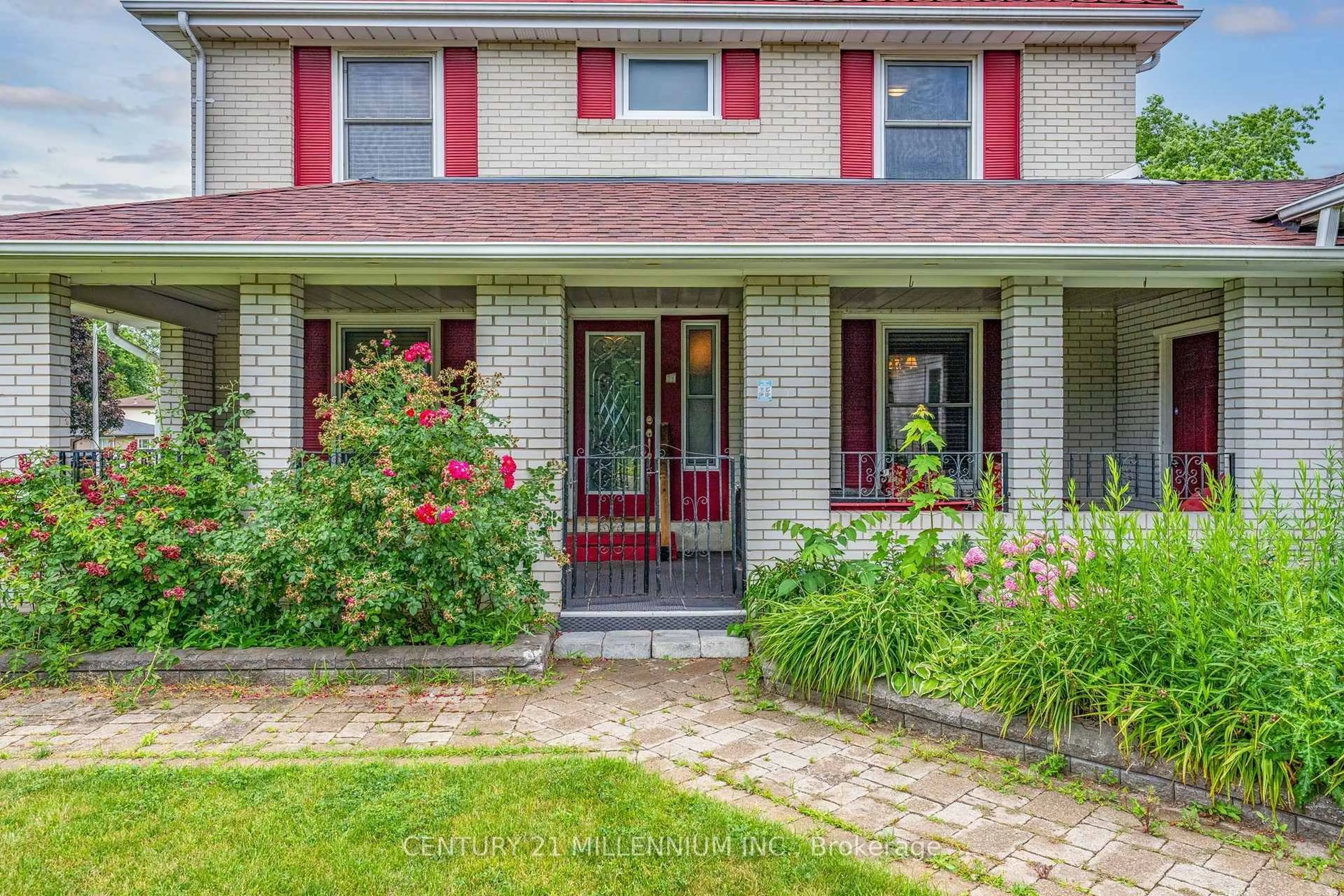 Home with brick exterior material, street for 683 Balmoral Dr, Brampton Ontario L6T 1W8