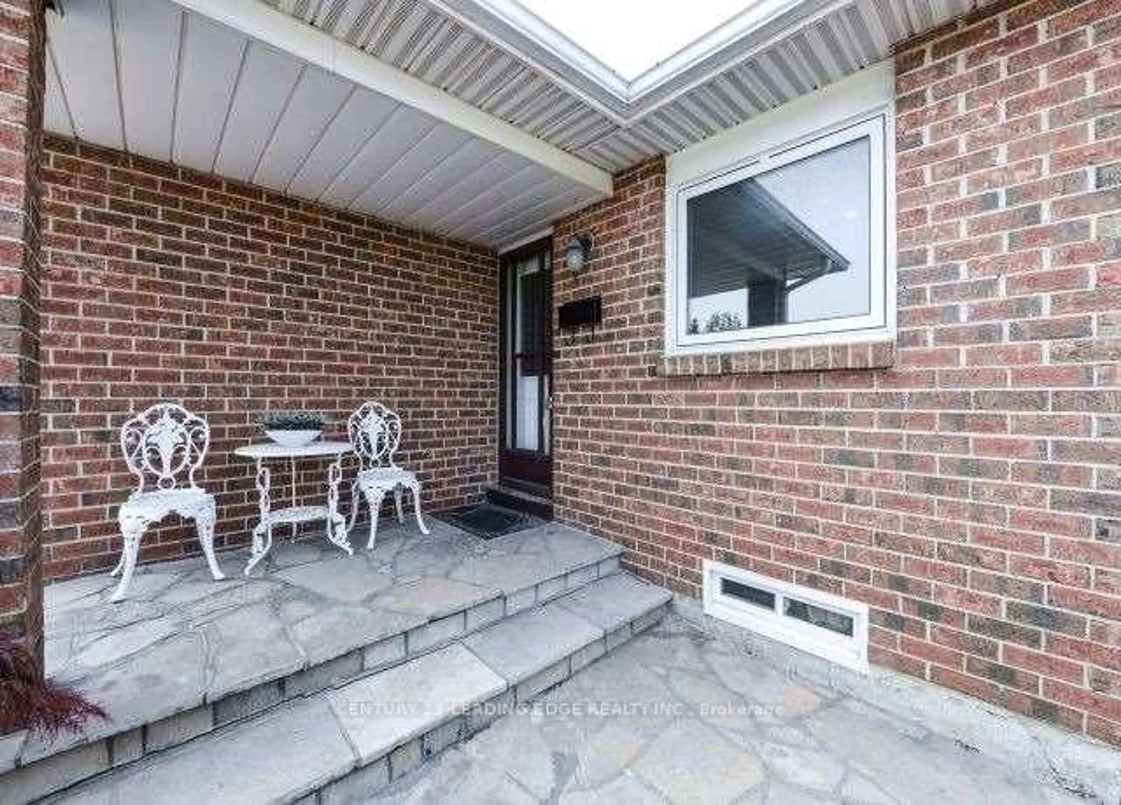 Unknown for 54 Aurora Pl, Brampton Ontario L6Z 2A8