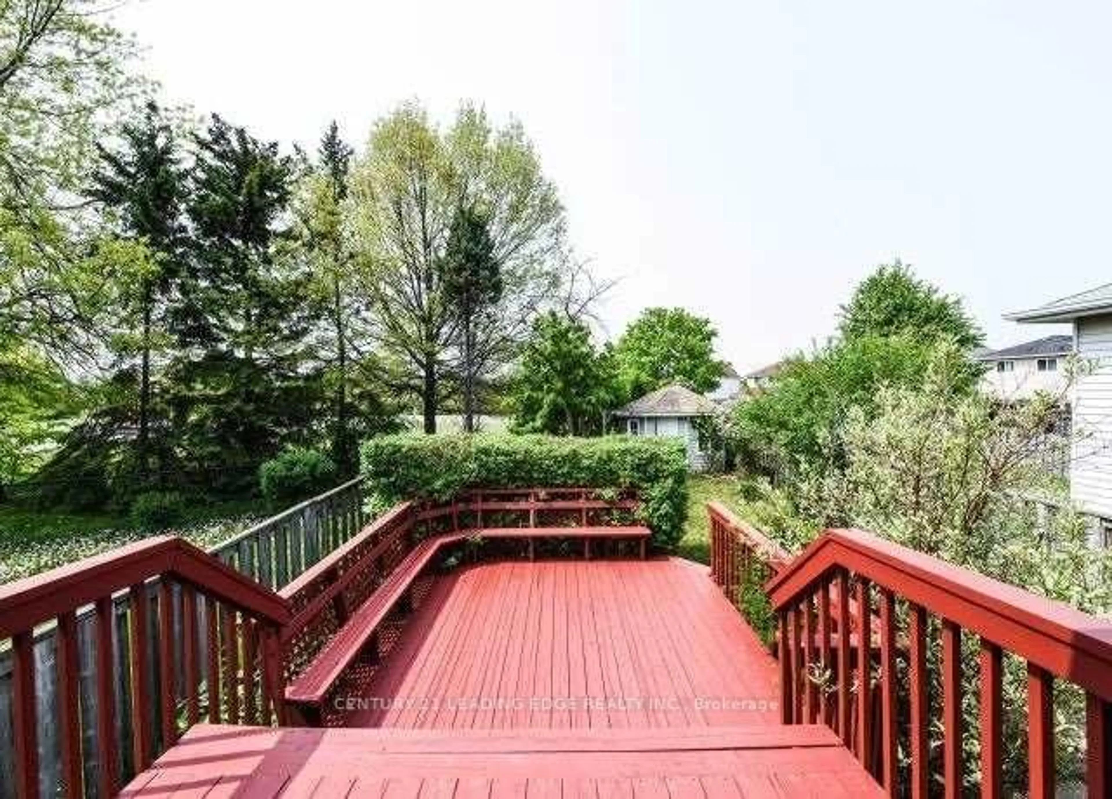 Patio, unknown for 54 Aurora Pl, Brampton Ontario L6Z 2A8