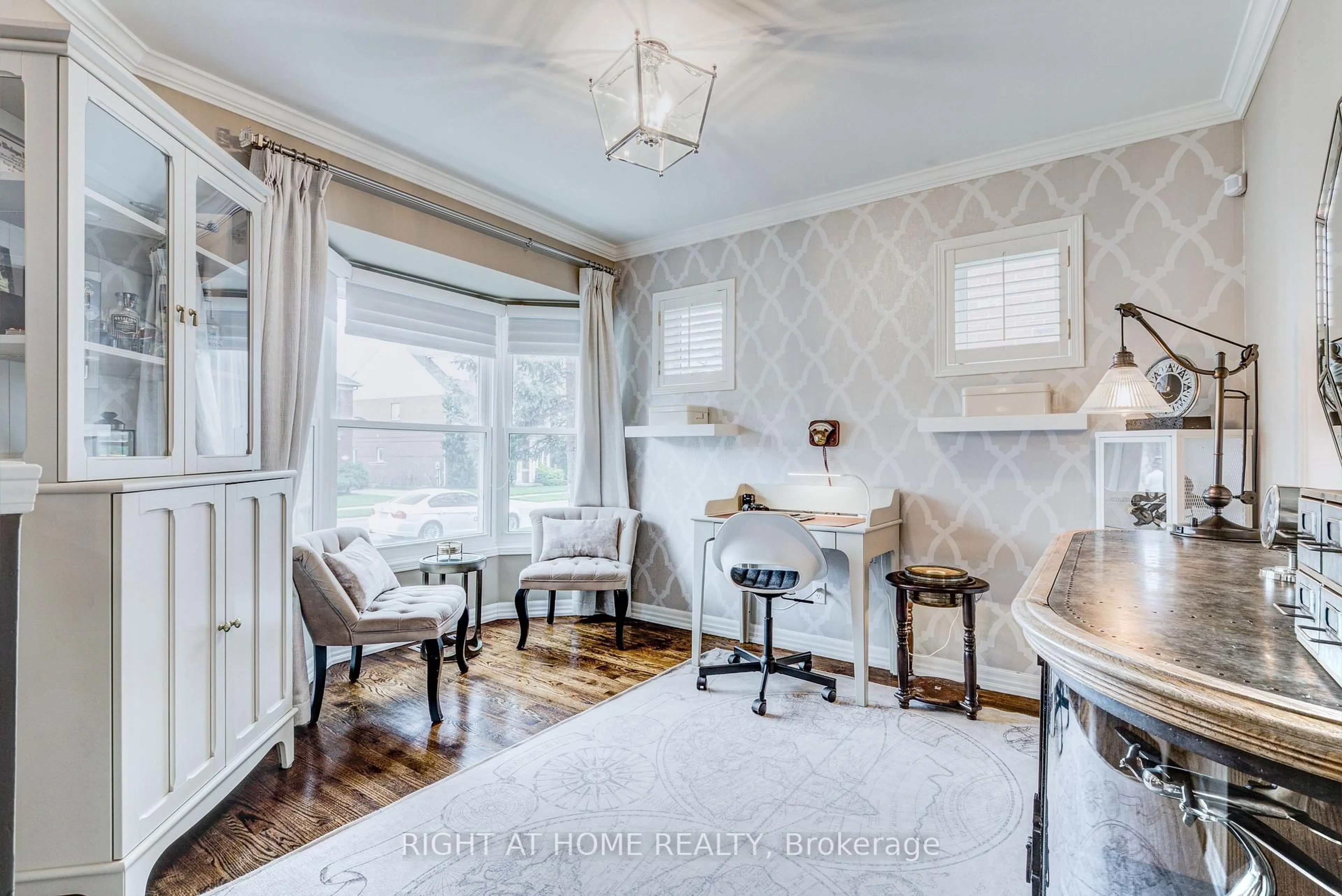 Dining room, unknown for 241 Lexington Rd, Oakville Ontario L6H 6L5