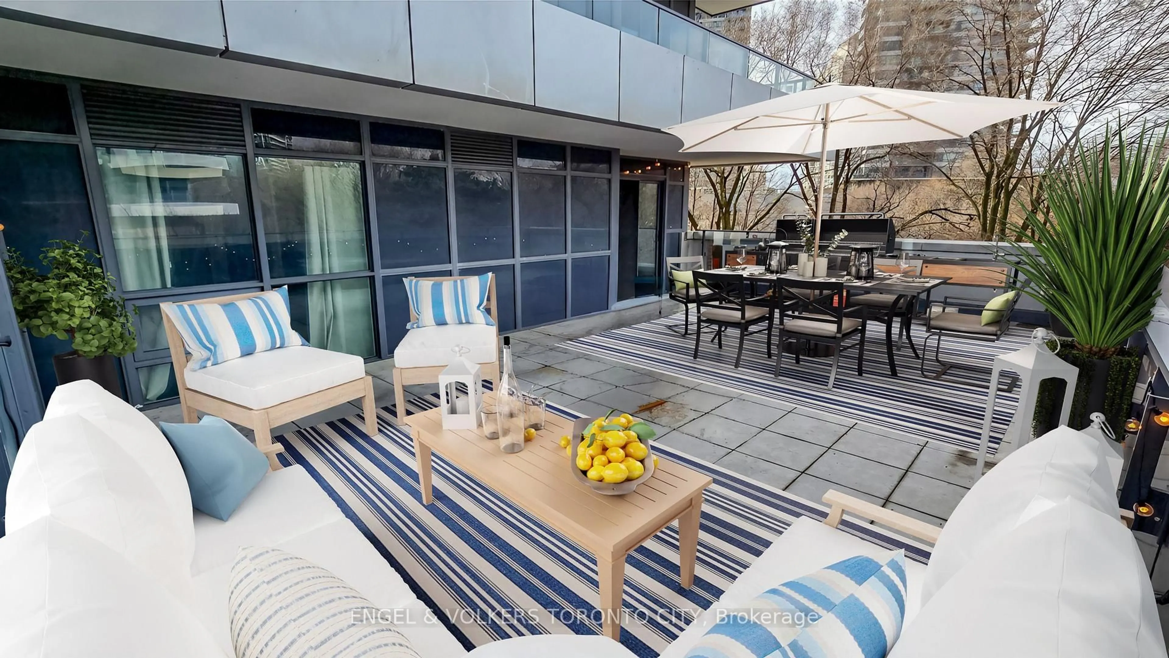 Patio, street for 2220 Lake Shore Blvd #302, Toronto Ontario M8V 0B1