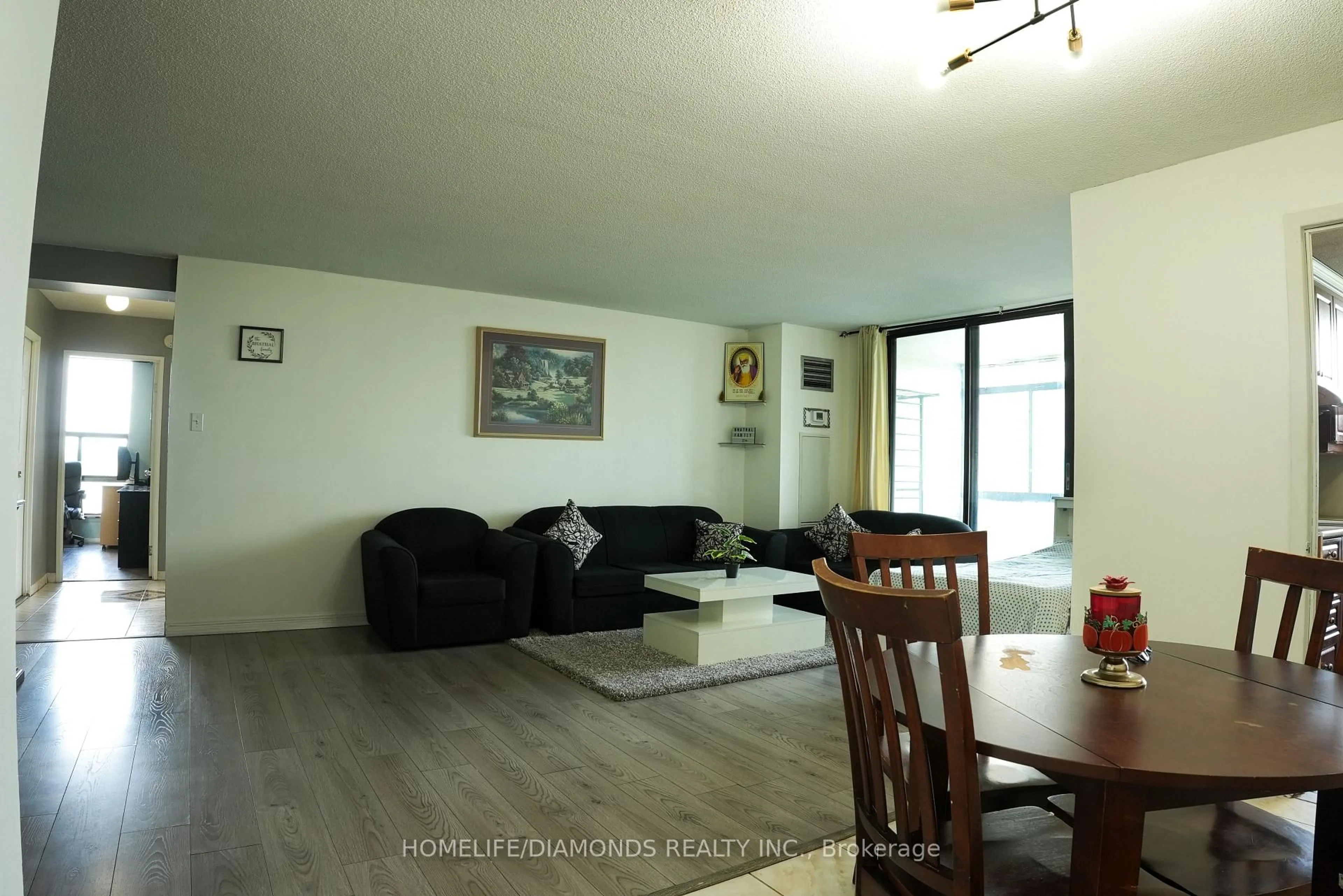 Unknown for 18 Knightsbridge Rd #1411, Brampton Ontario L6T 3X5