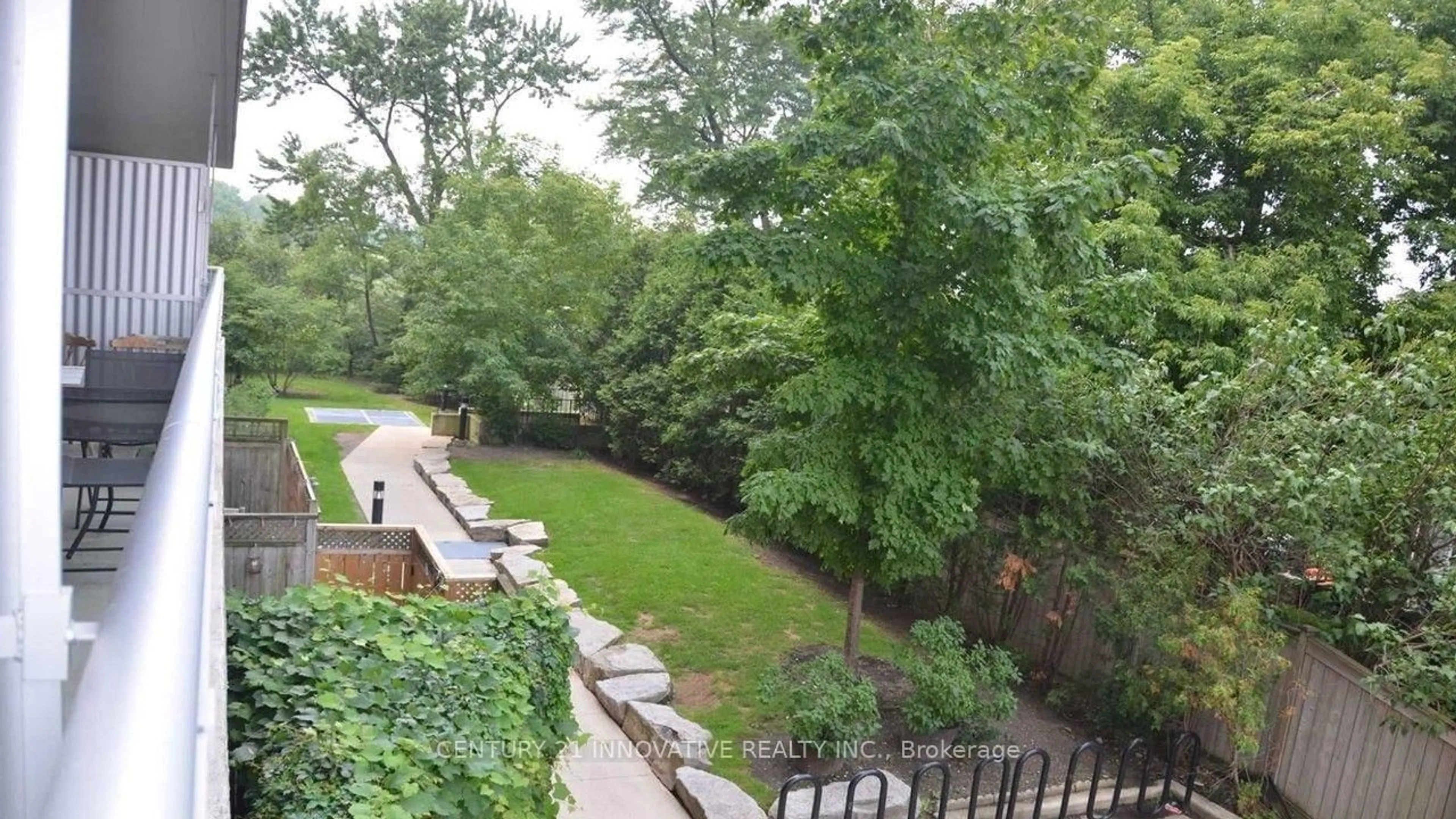 Patio, unknown for 2464 Weston Rd #201, Toronto Ontario M9N 0A2