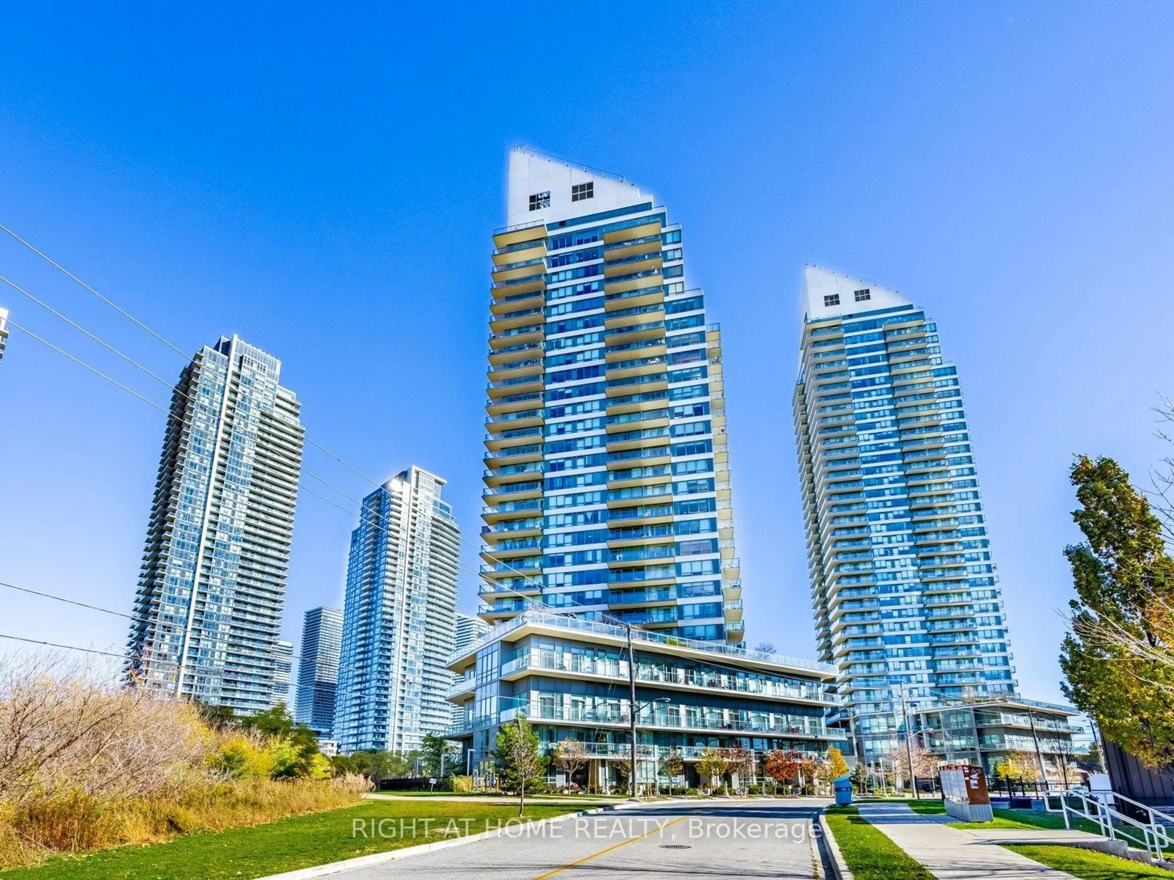 Unknown for 15 Legion Rd #1601, Toronto Ontario M8V 0A9