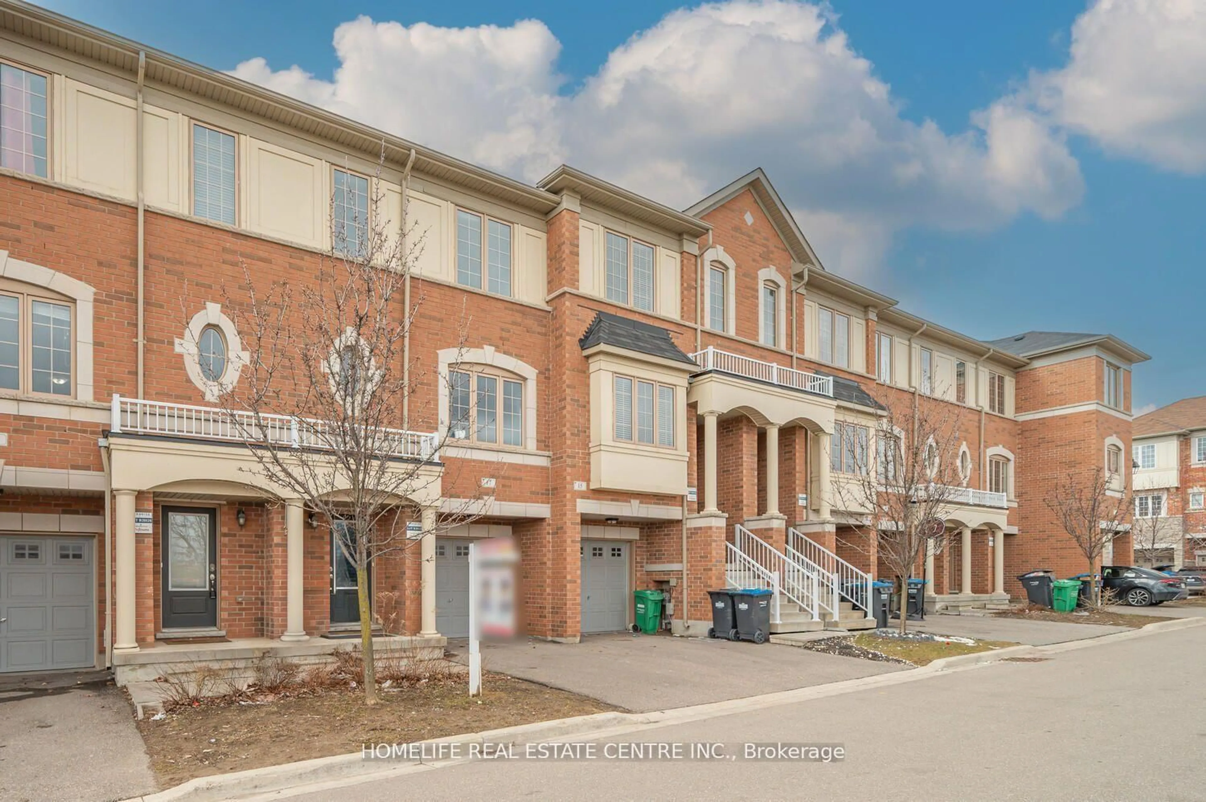 Home with brick exterior material, street for 17 Cedarland Rd, Brampton Ontario L6Y 6E6