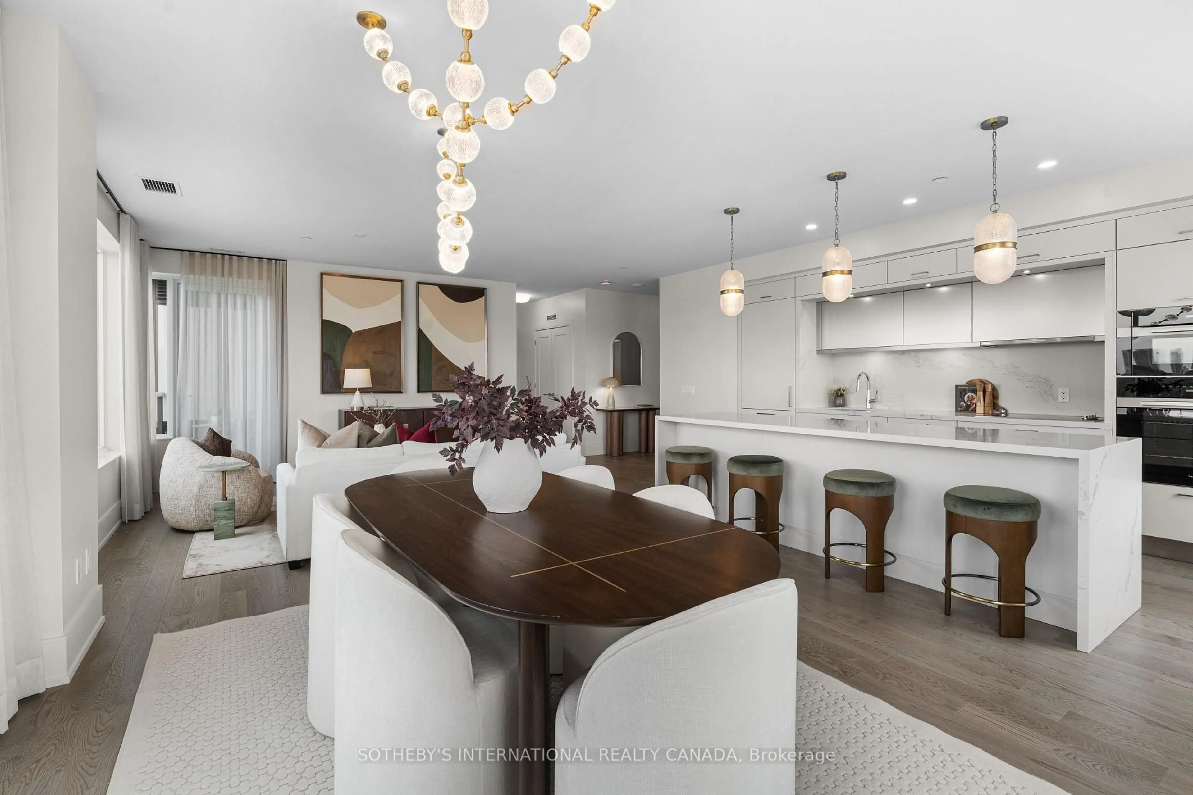 Dining room, unknown for 259 The Kingsway, Toronto Ontario M9A 4B1