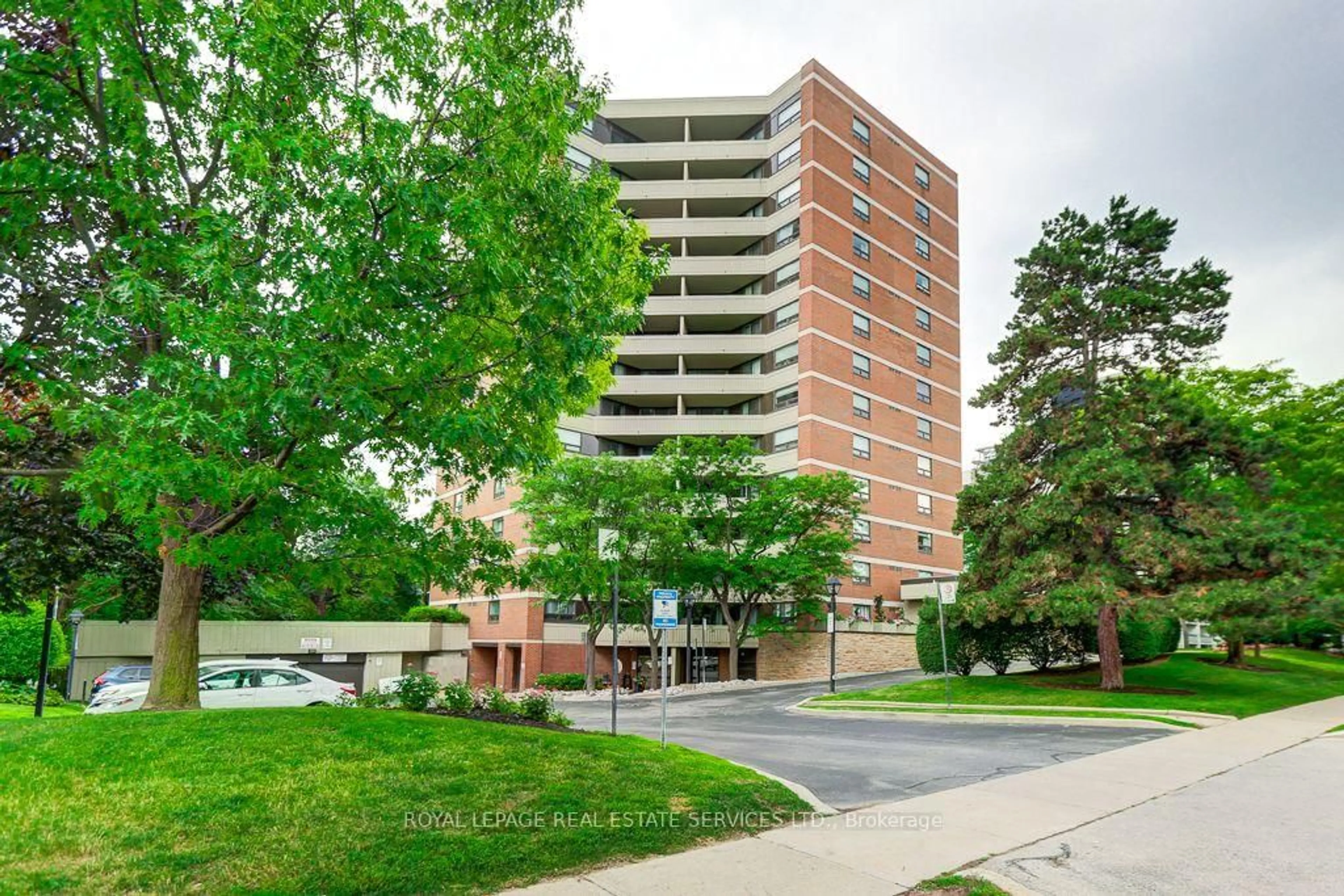 Unknown for 95 La Rose Ave #208, Toronto Ontario M9P 3T2