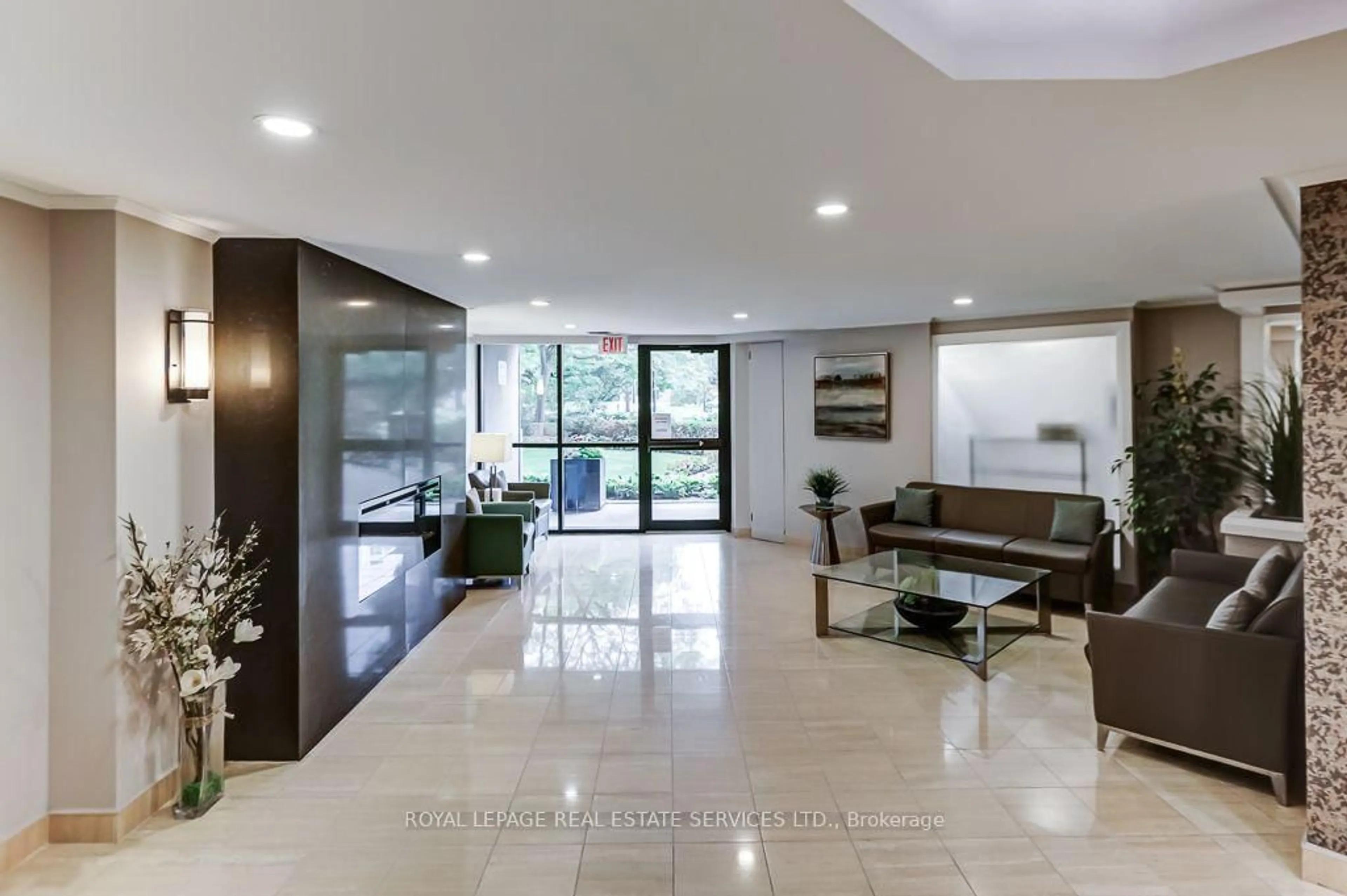 Indoor foyer for 95 La Rose Ave #208, Toronto Ontario M9P 3T2