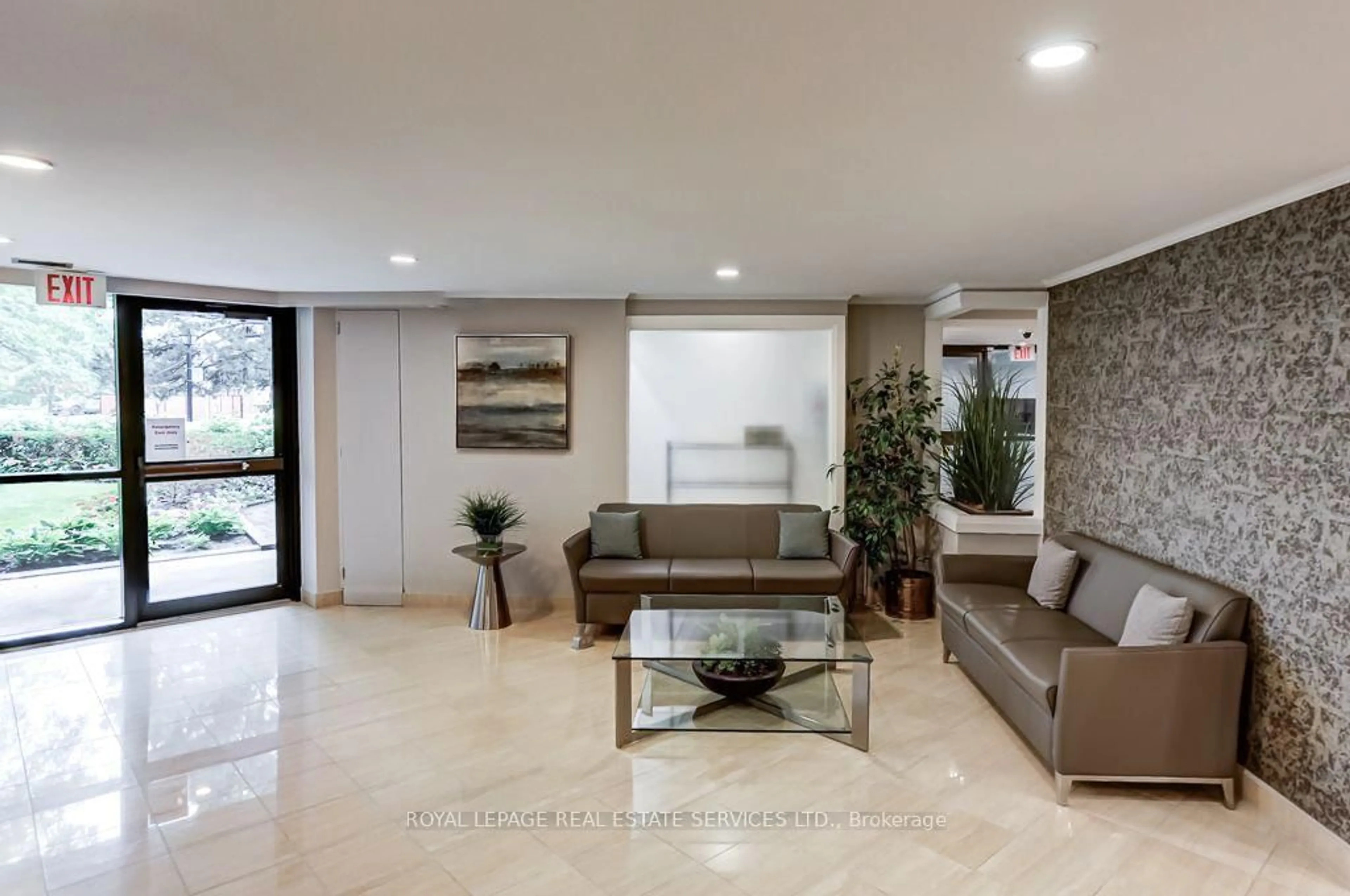Lobby for 95 La Rose Ave #208, Toronto Ontario M9P 3T2