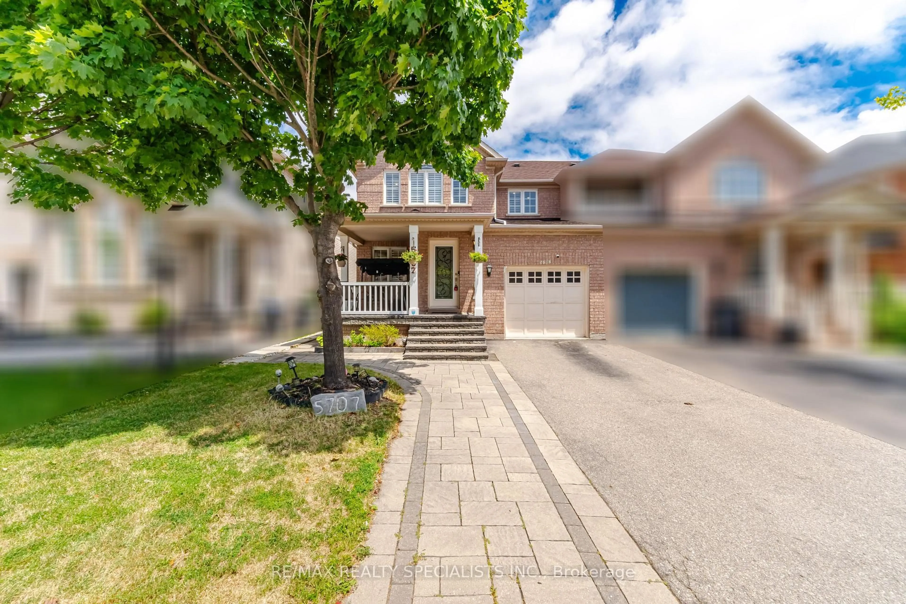 Unknown for 5707 Jenvic Grve, Mississauga Ontario L5M 7B4