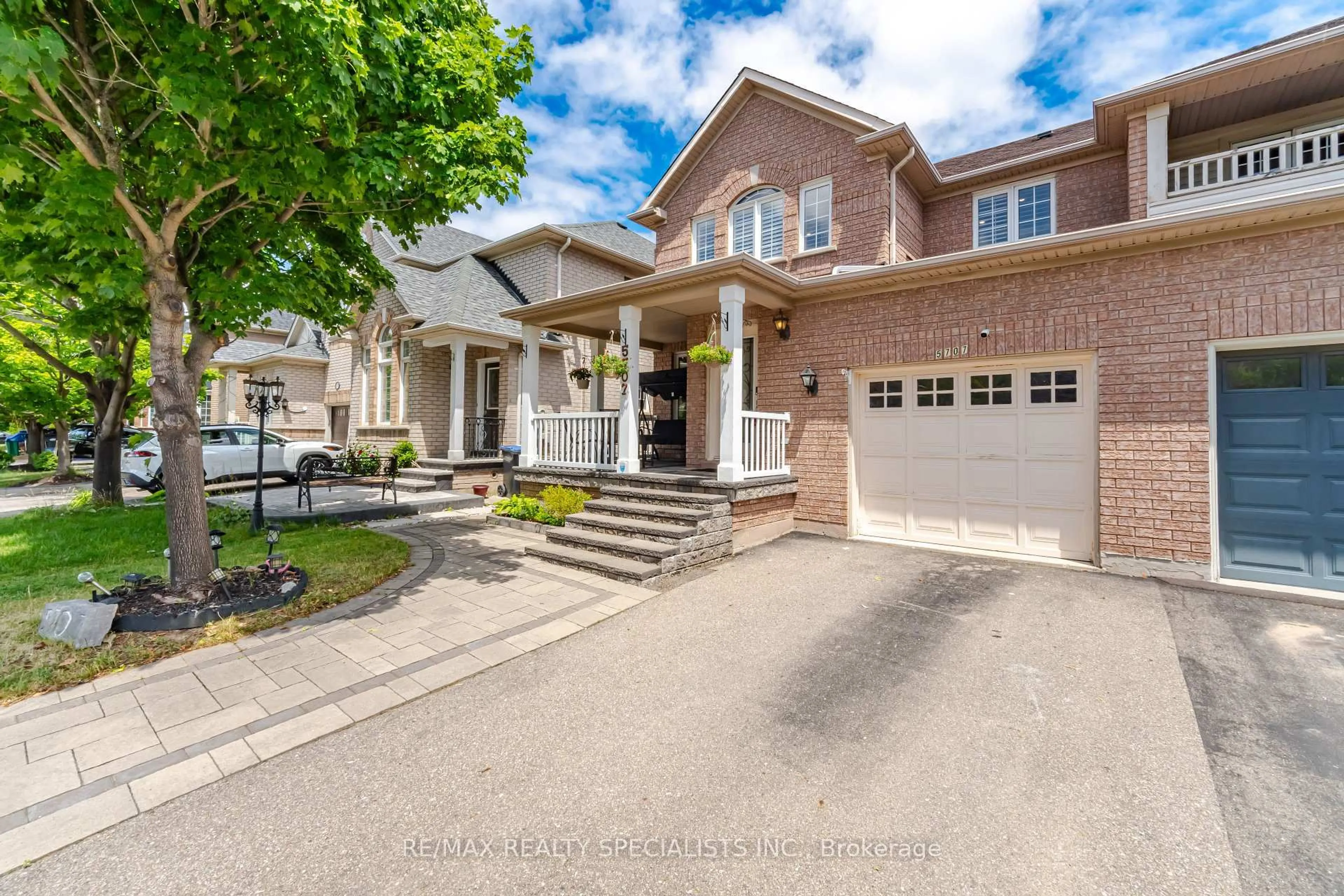Home with brick exterior material, street for 5707 Jenvic Grve, Mississauga Ontario L5M 7B4