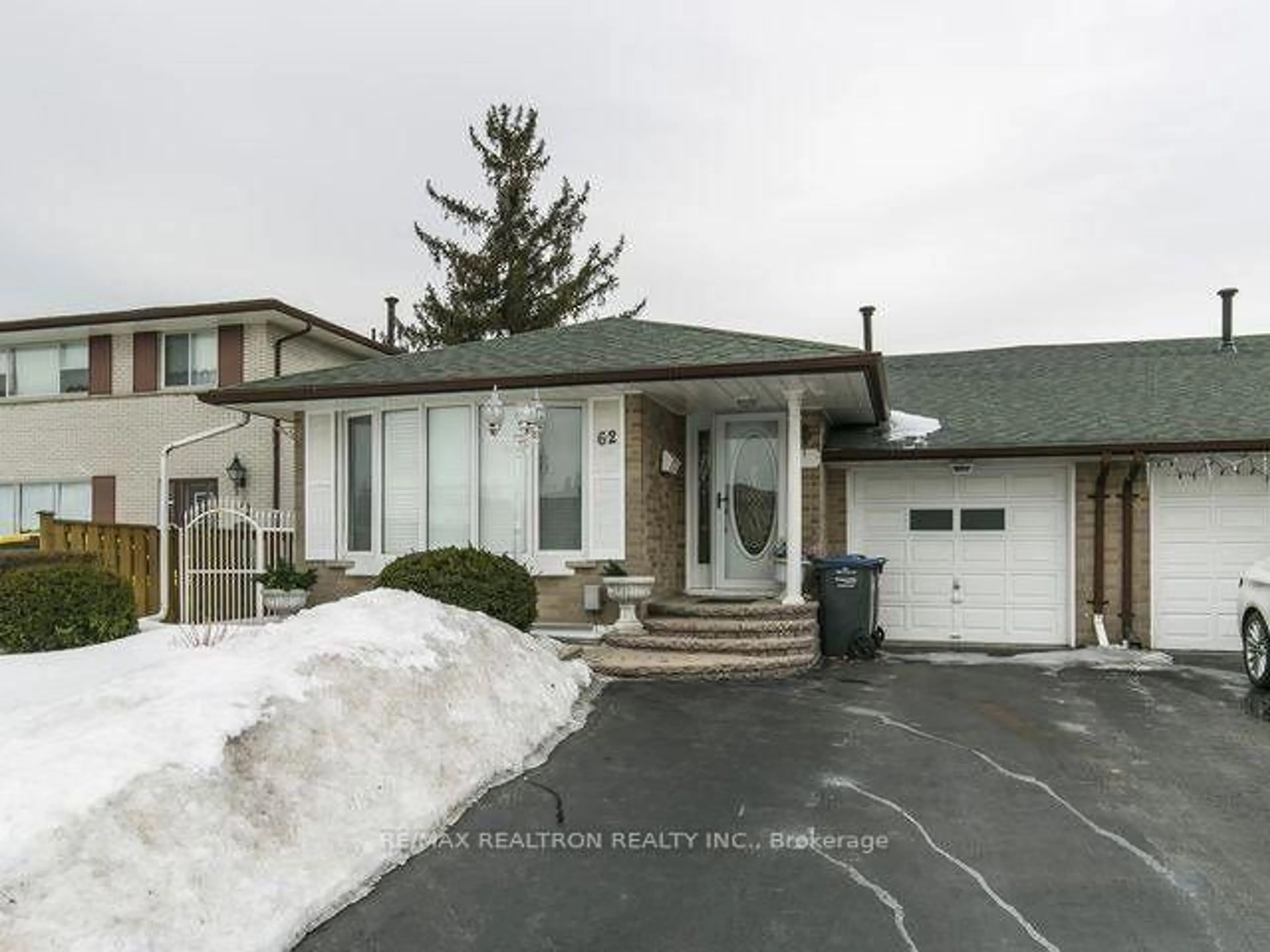 Unknown for 62 Wilton Dr, Brampton Ontario L6W 3A1