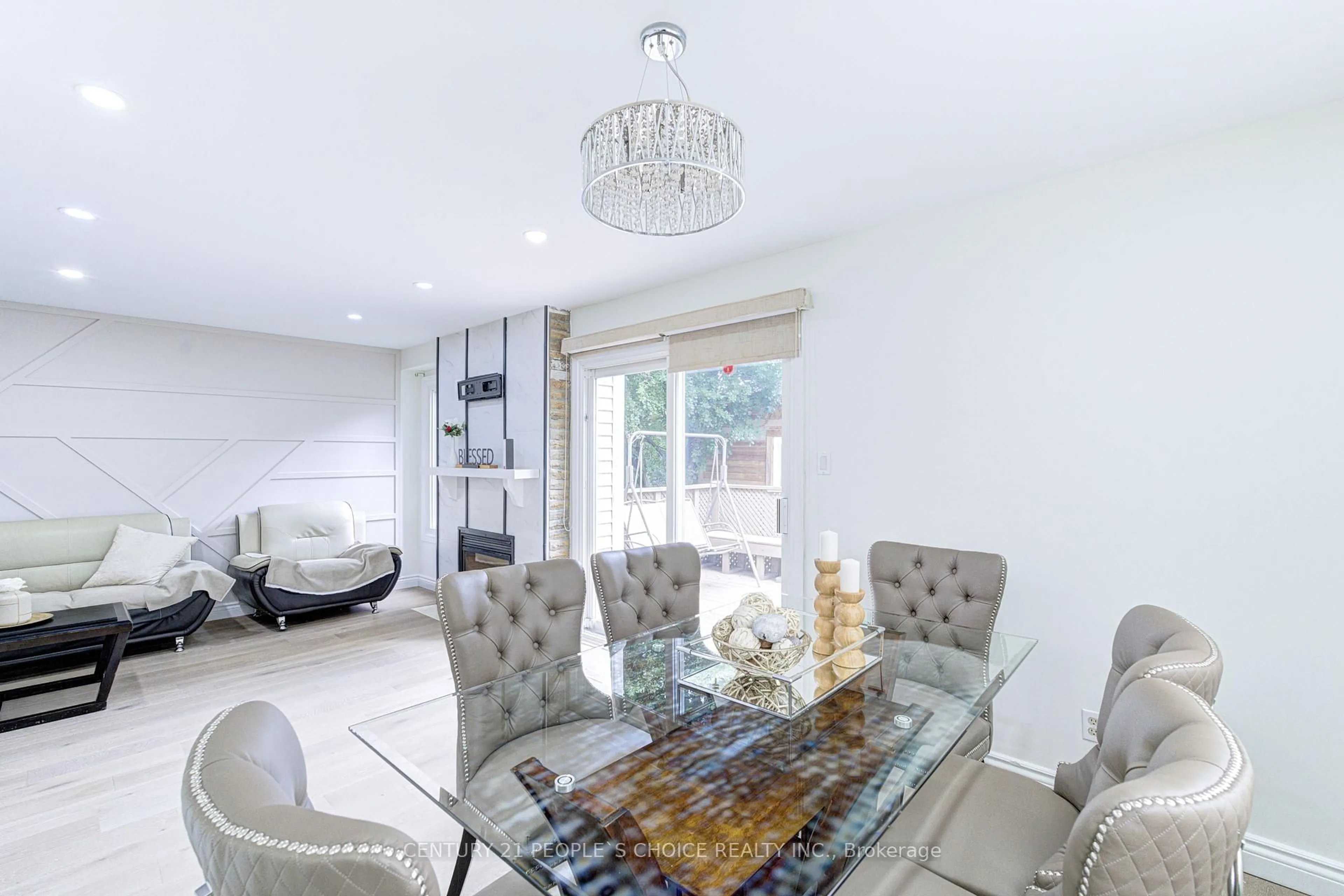Dining room, unknown for 27 Reynier Dr, Brampton Ontario L6Z 1L1