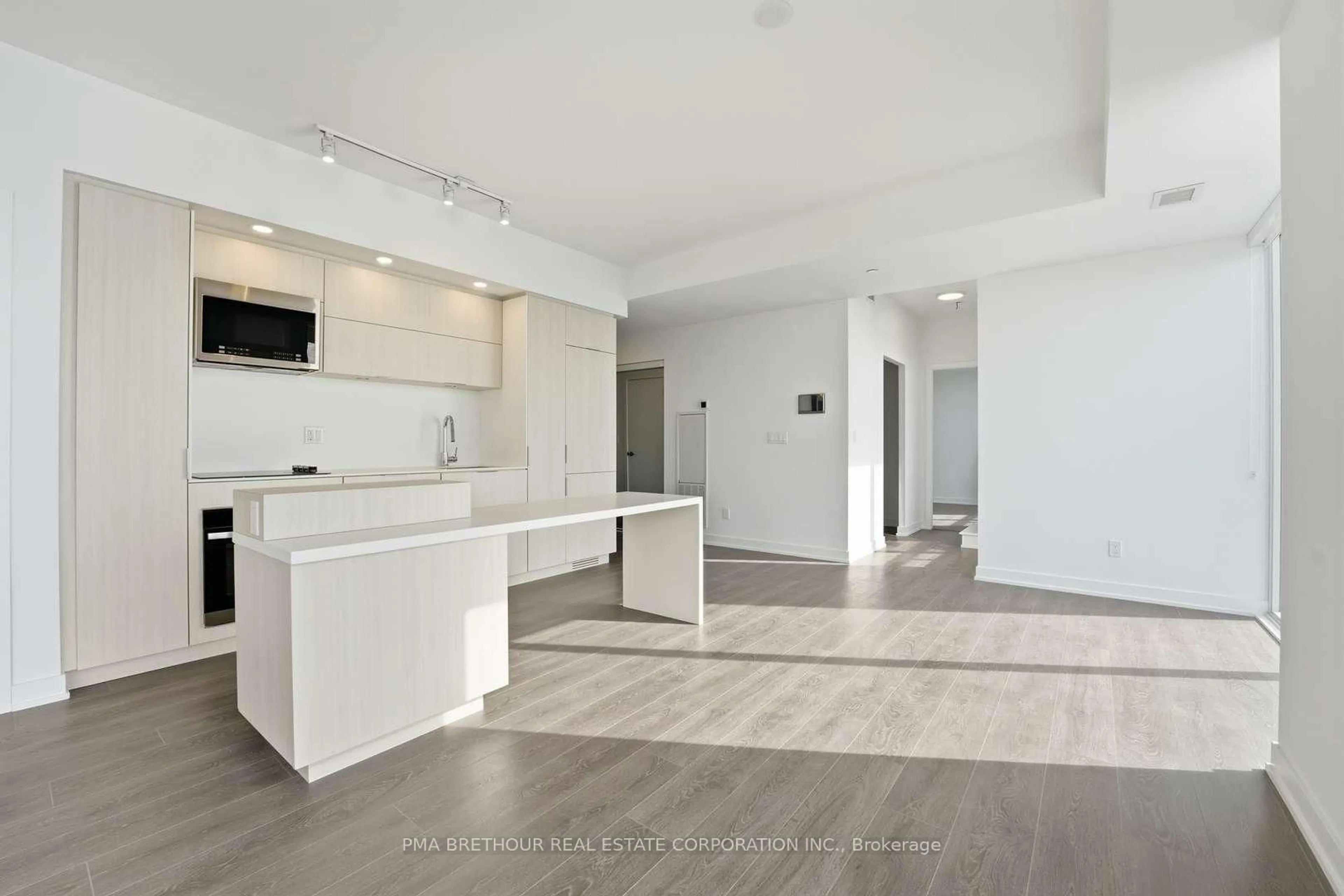 Open concept kitchen, unknown for 370 Martha St #2105, Burlington Ontario L7R 0G9